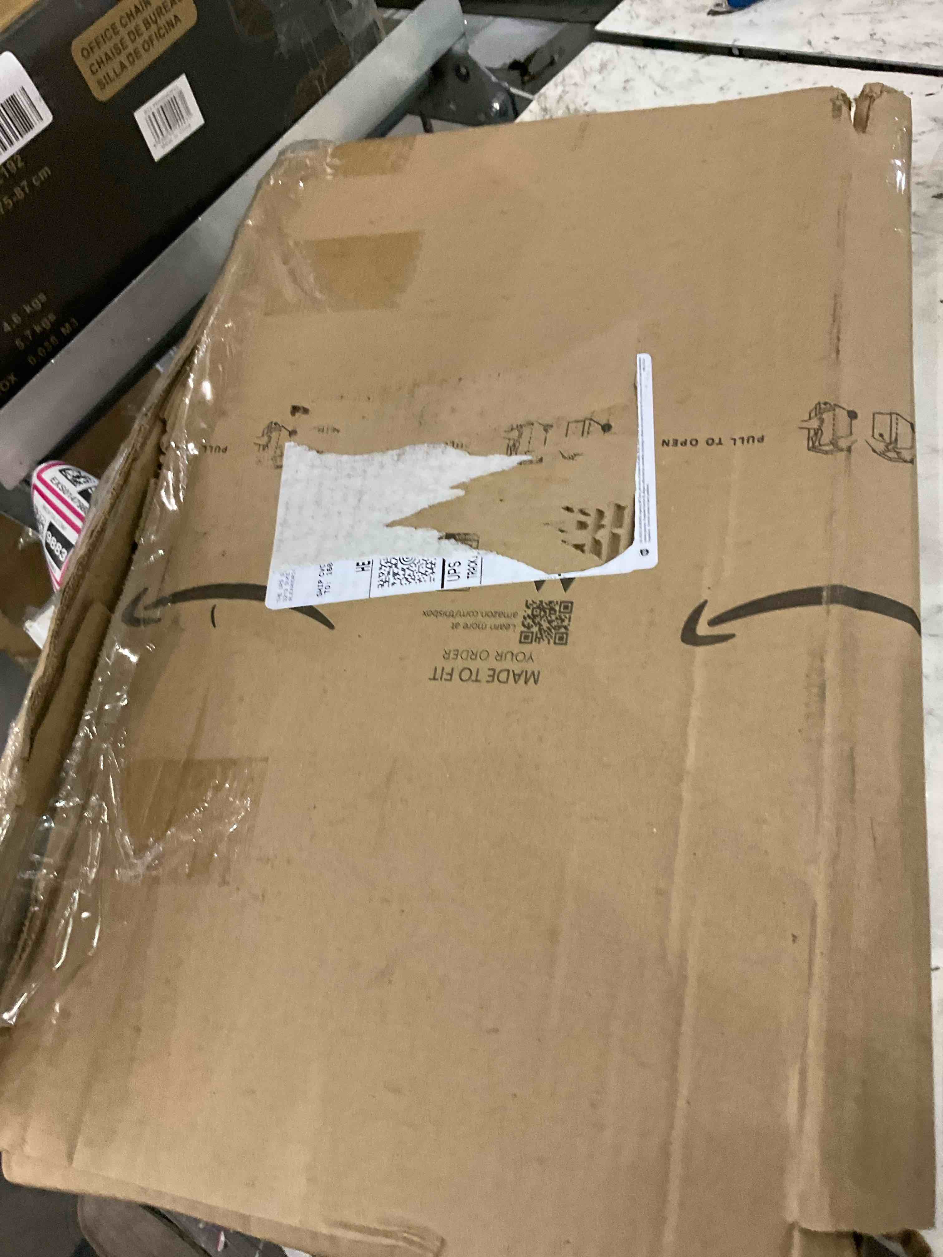 https://s3.amazonaws.com/lotting-images-prod/BargainHunt/EXS01479879_1717674628011.jpeg