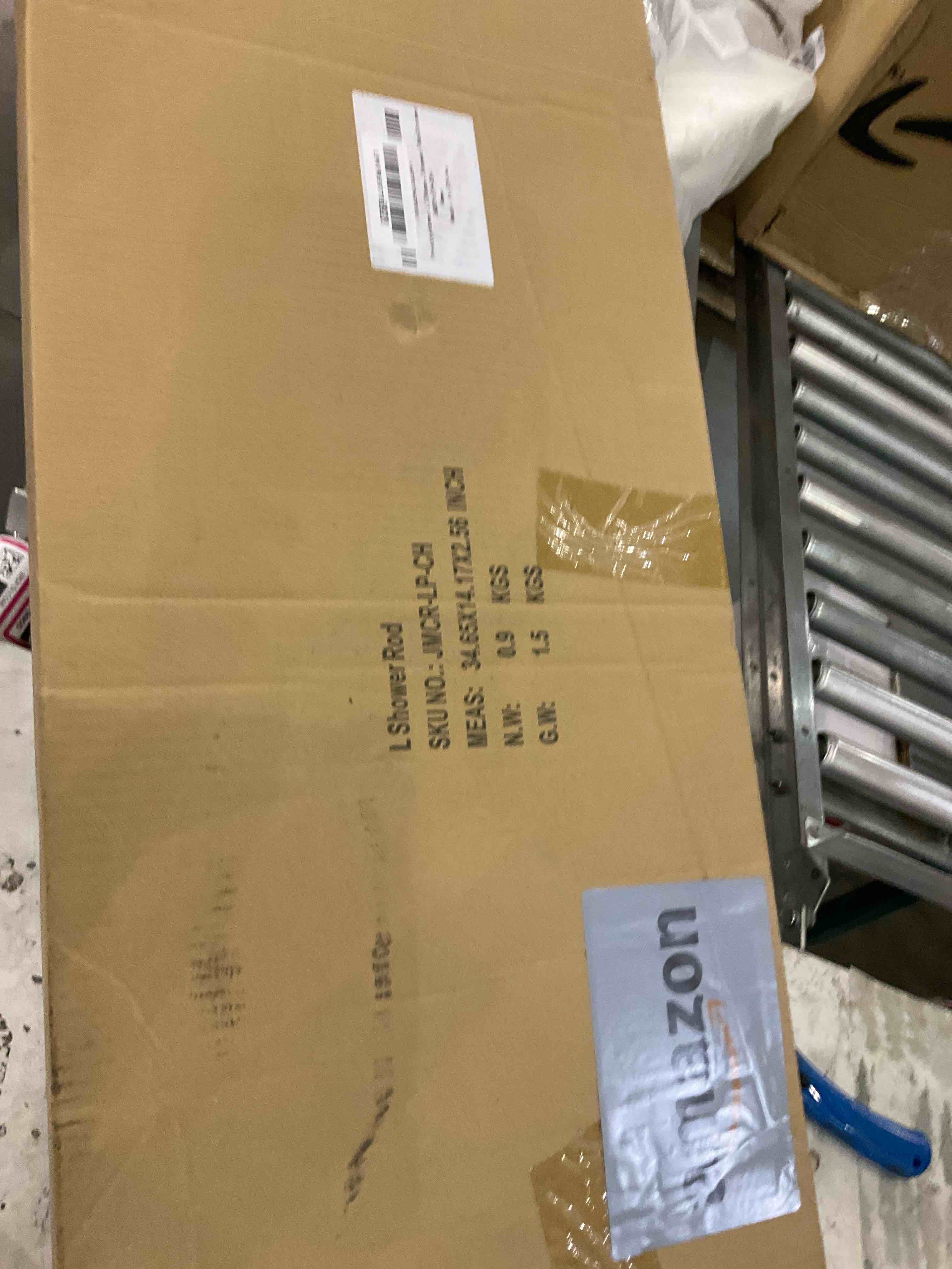 https://s3.amazonaws.com/lotting-images-prod/BargainHunt/EXS01479898_1717676165240.jpeg