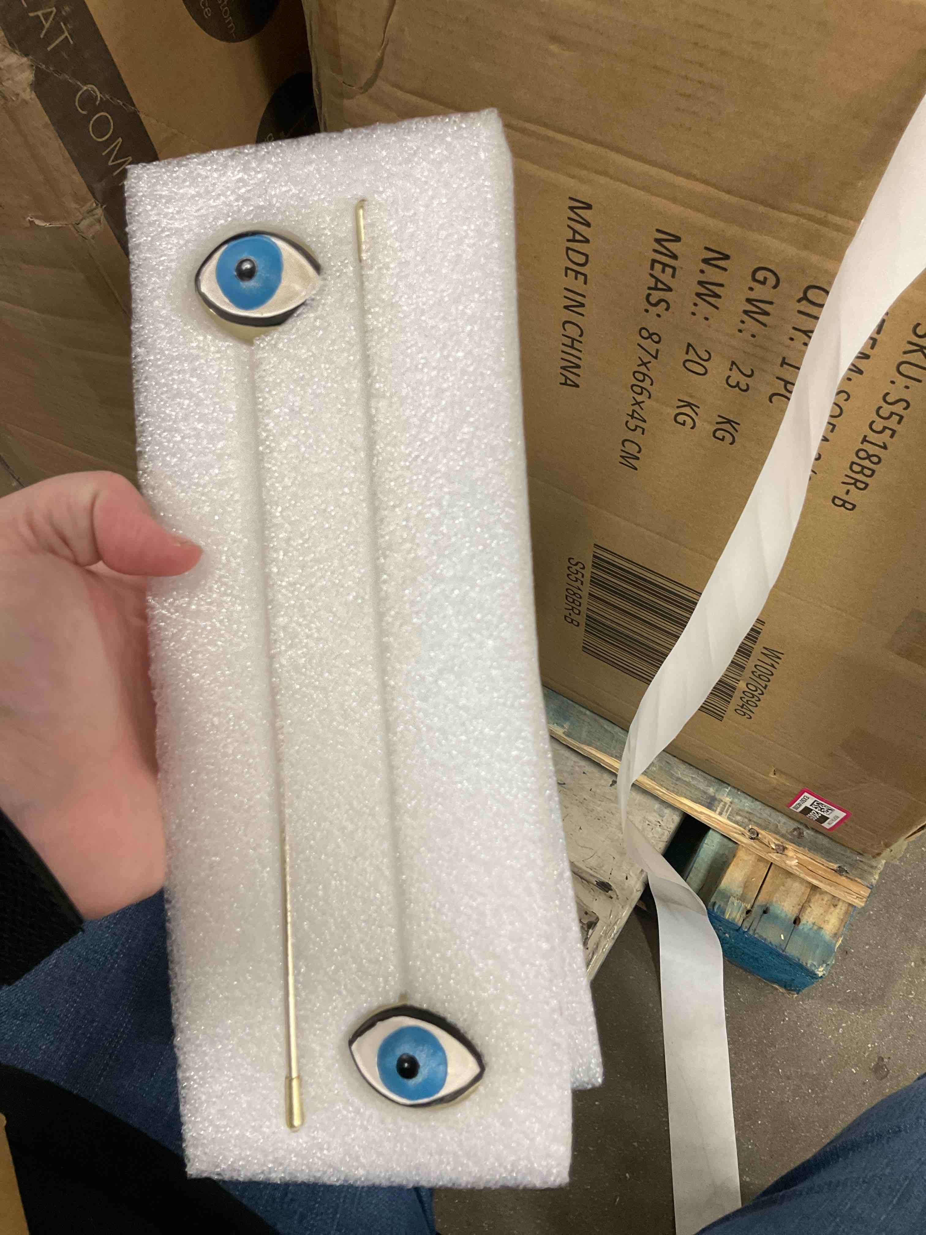 eyes