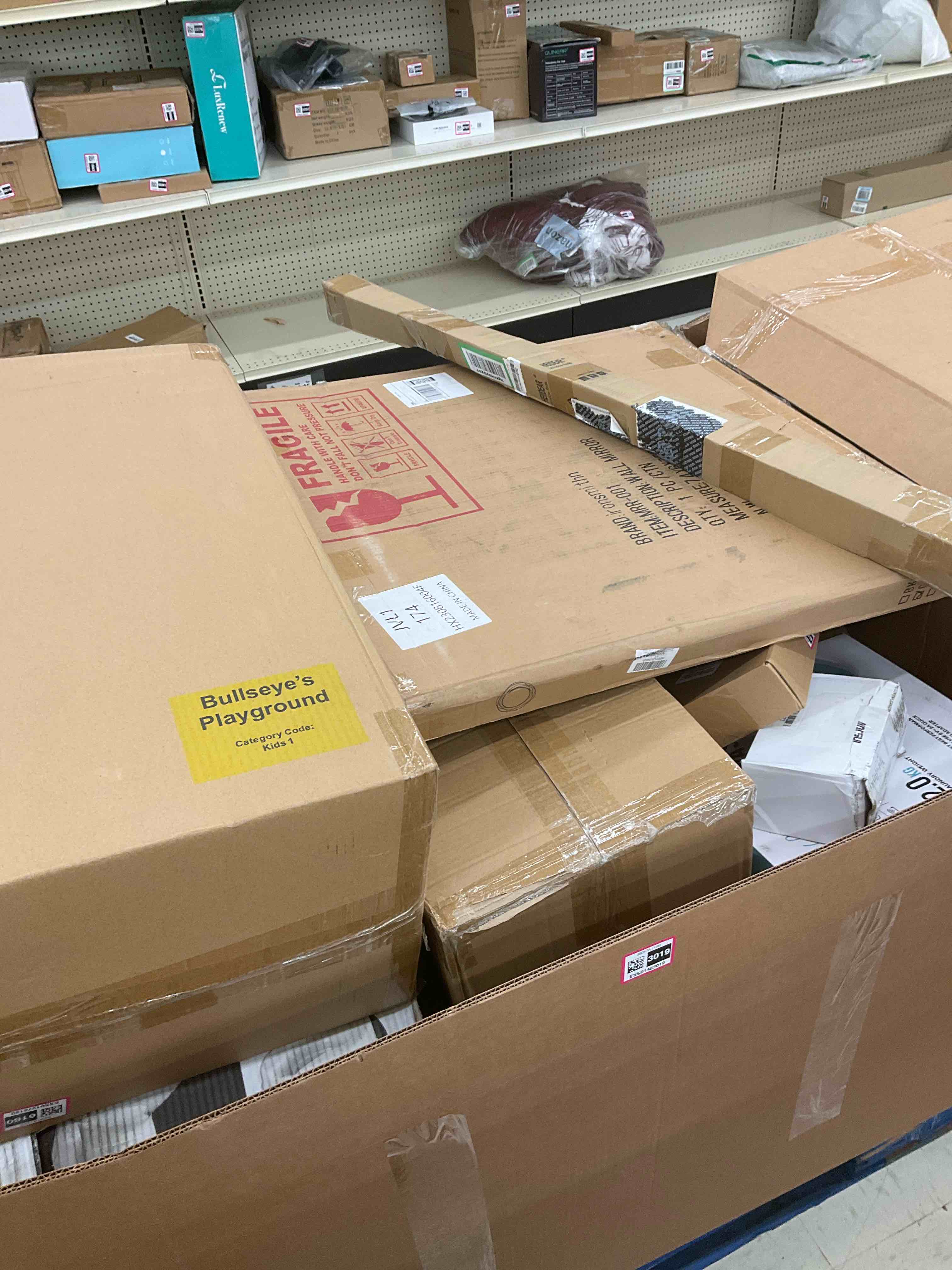 auction pick up return pallet 