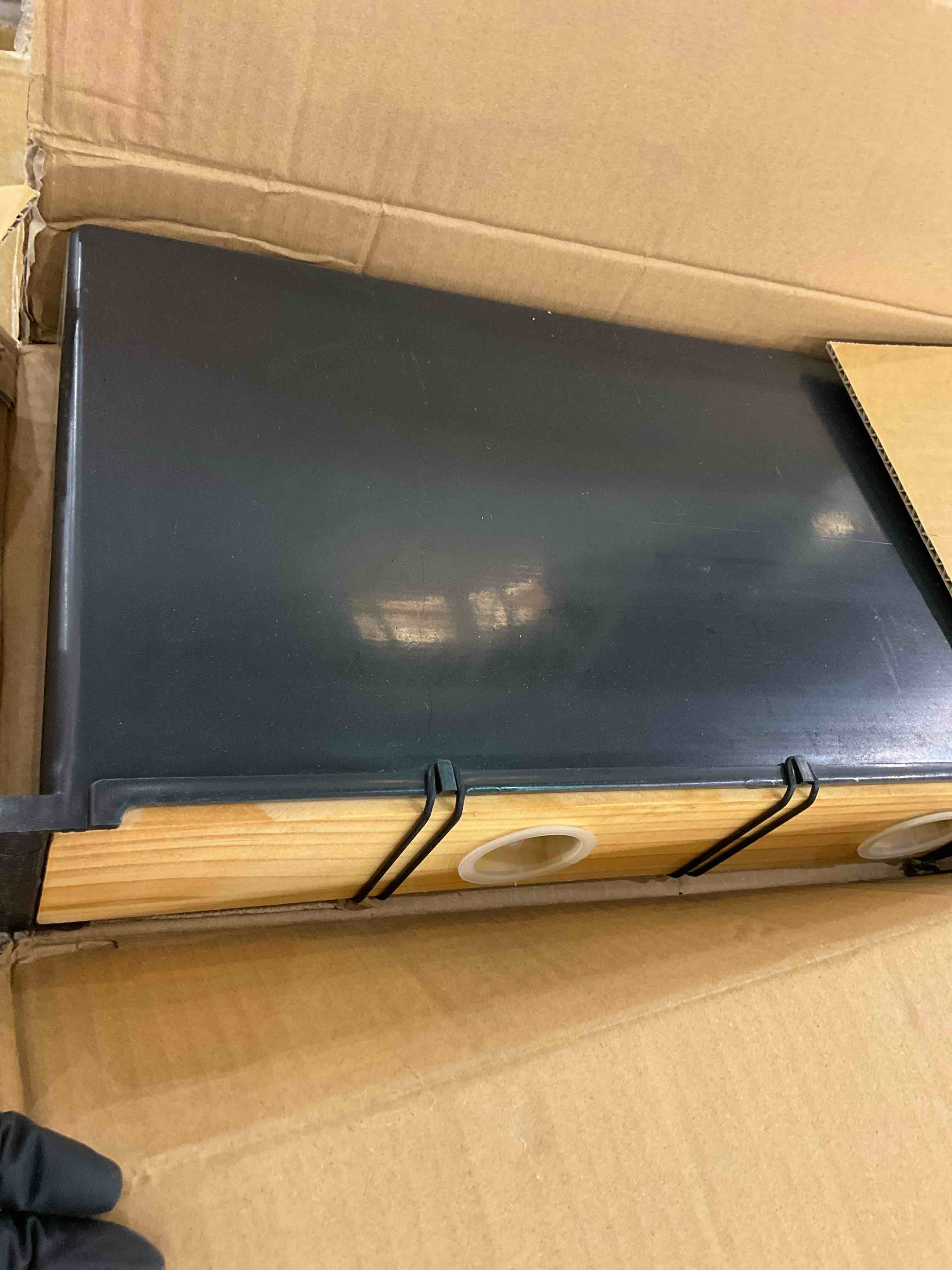 https://s3.amazonaws.com/lotting-images-prod/BargainHunt/EXS01490071_1718631269742.jpeg