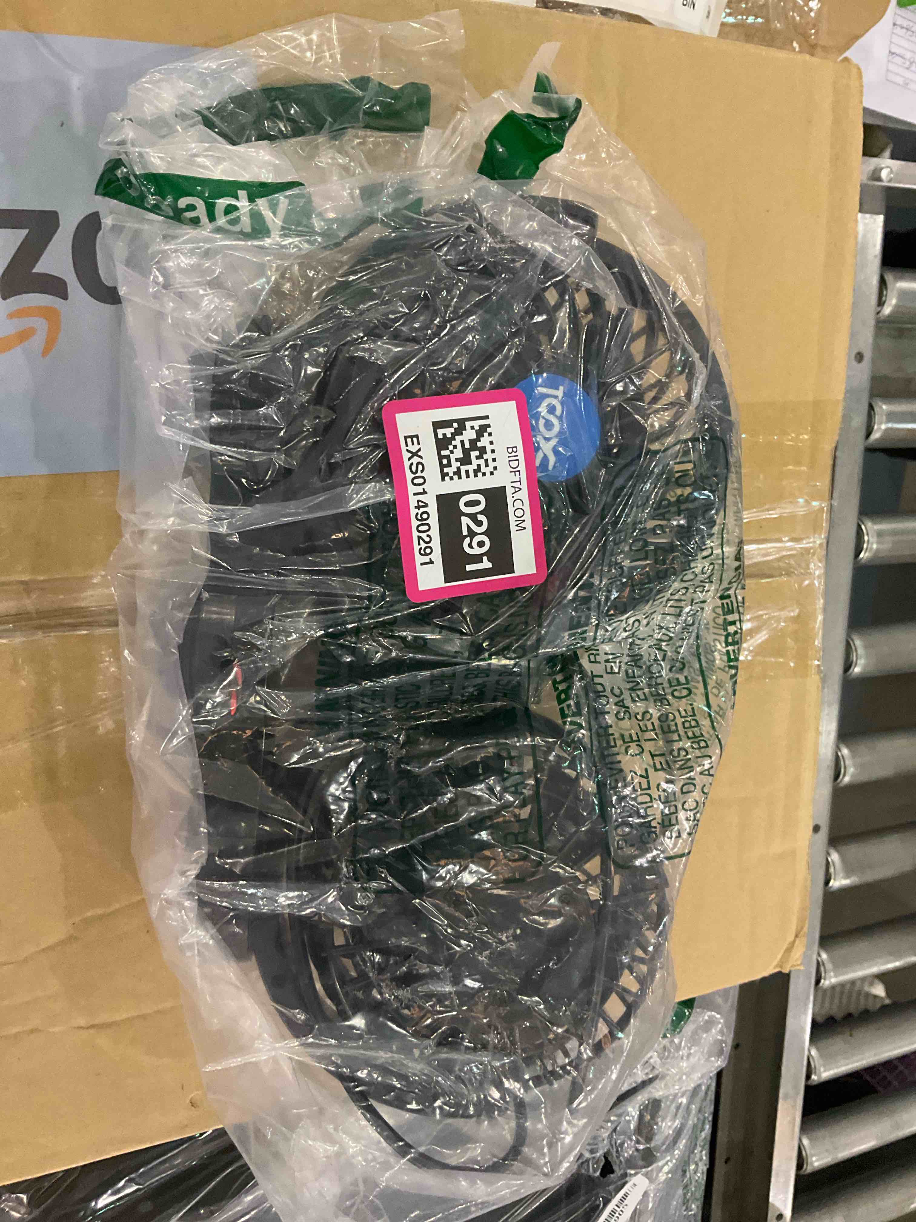 https://s3.amazonaws.com/lotting-images-prod/BargainHunt/EXS01490291_1718731711141.jpeg