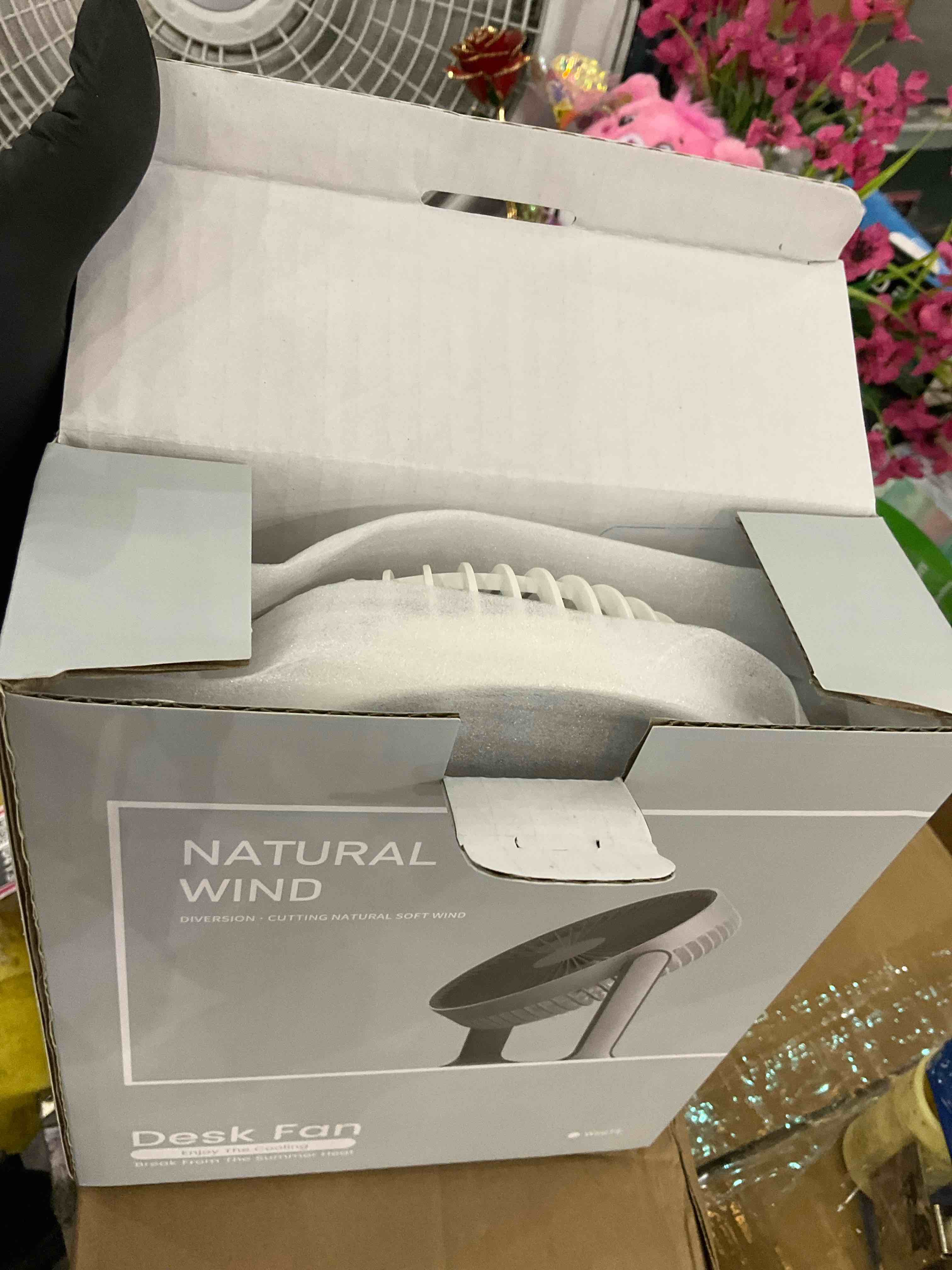 https://s3.amazonaws.com/lotting-images-prod/BargainHunt/EXS01490412_1718806316644.jpeg