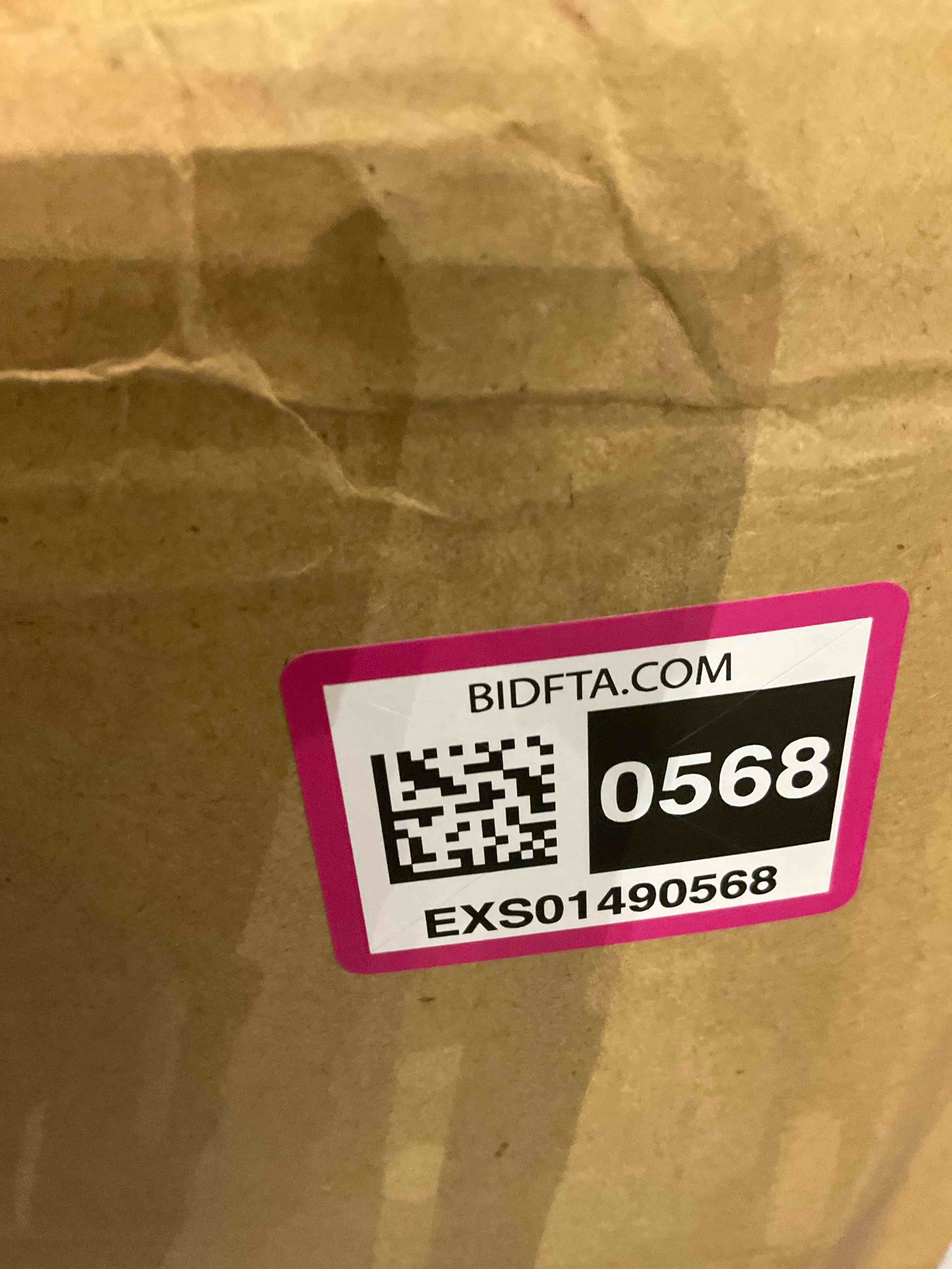 https://s3.amazonaws.com/lotting-images-prod/BargainHunt/EXS01490568_1716982391236.jpeg