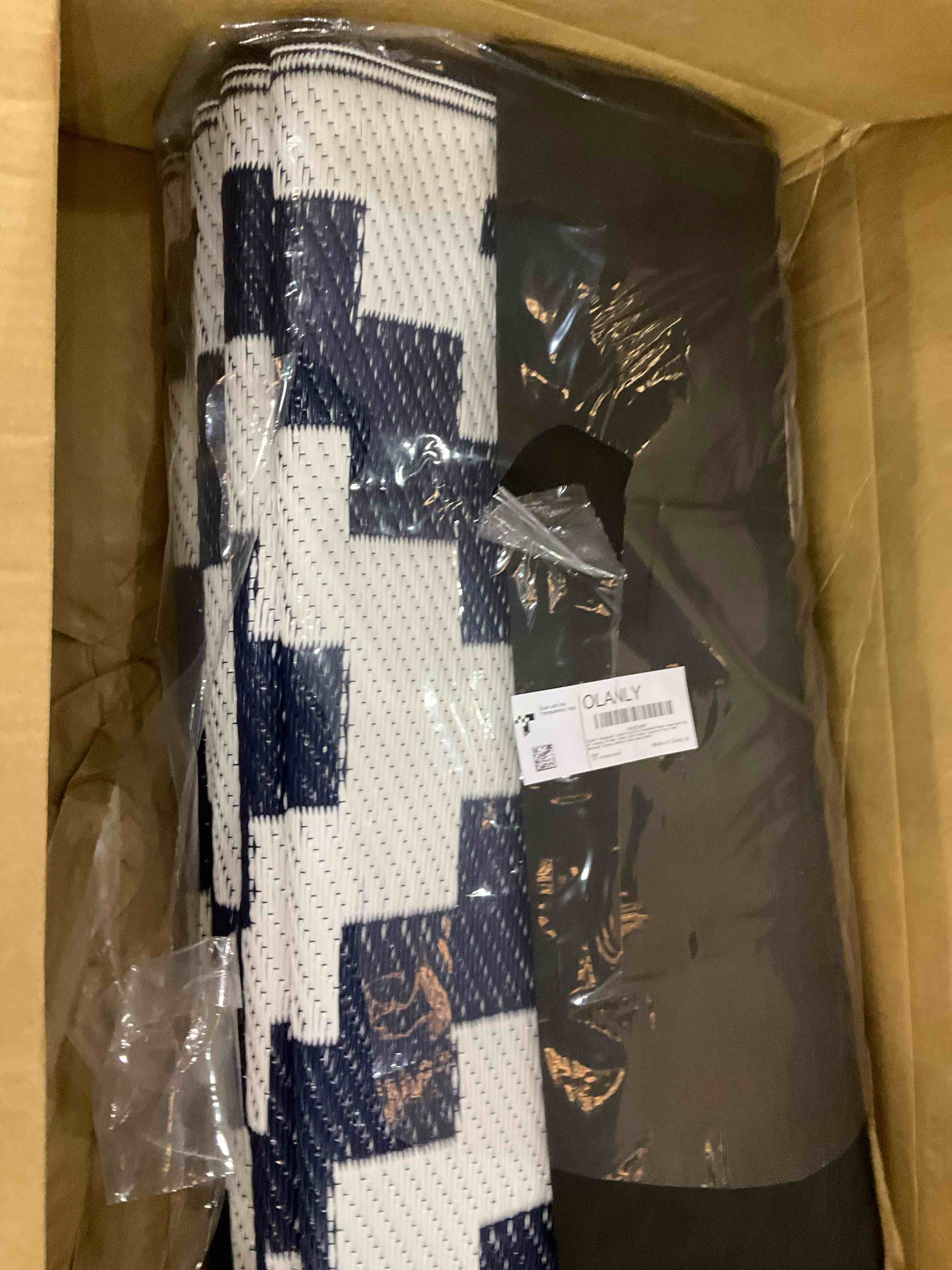https://s3.amazonaws.com/lotting-images-prod/BargainHunt/EXS01490584_1716985284234.jpeg