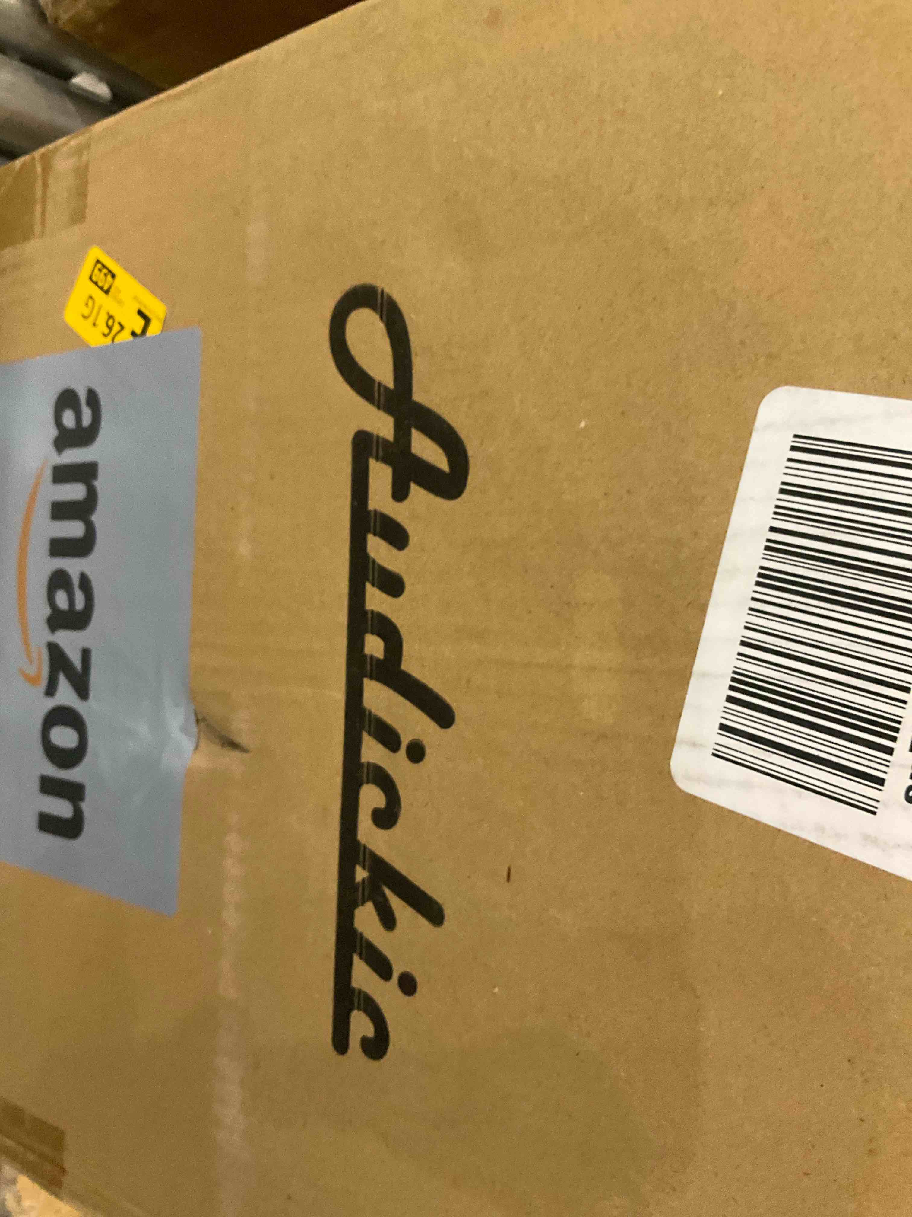 https://s3.amazonaws.com/lotting-images-prod/BargainHunt/EXS01490618_1716995231358.jpeg