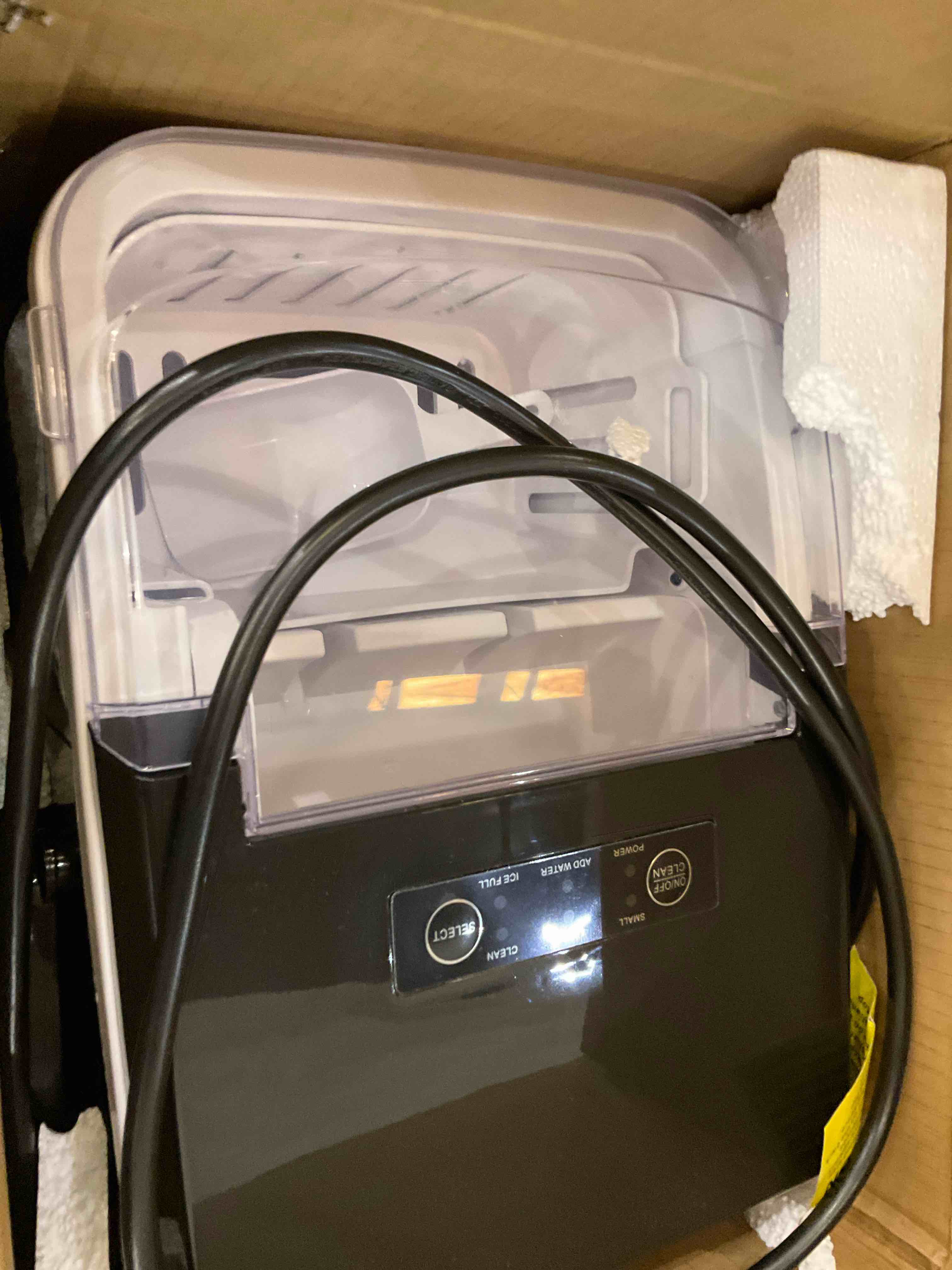 https://s3.amazonaws.com/lotting-images-prod/BargainHunt/EXS01490727_1717080243400.jpeg