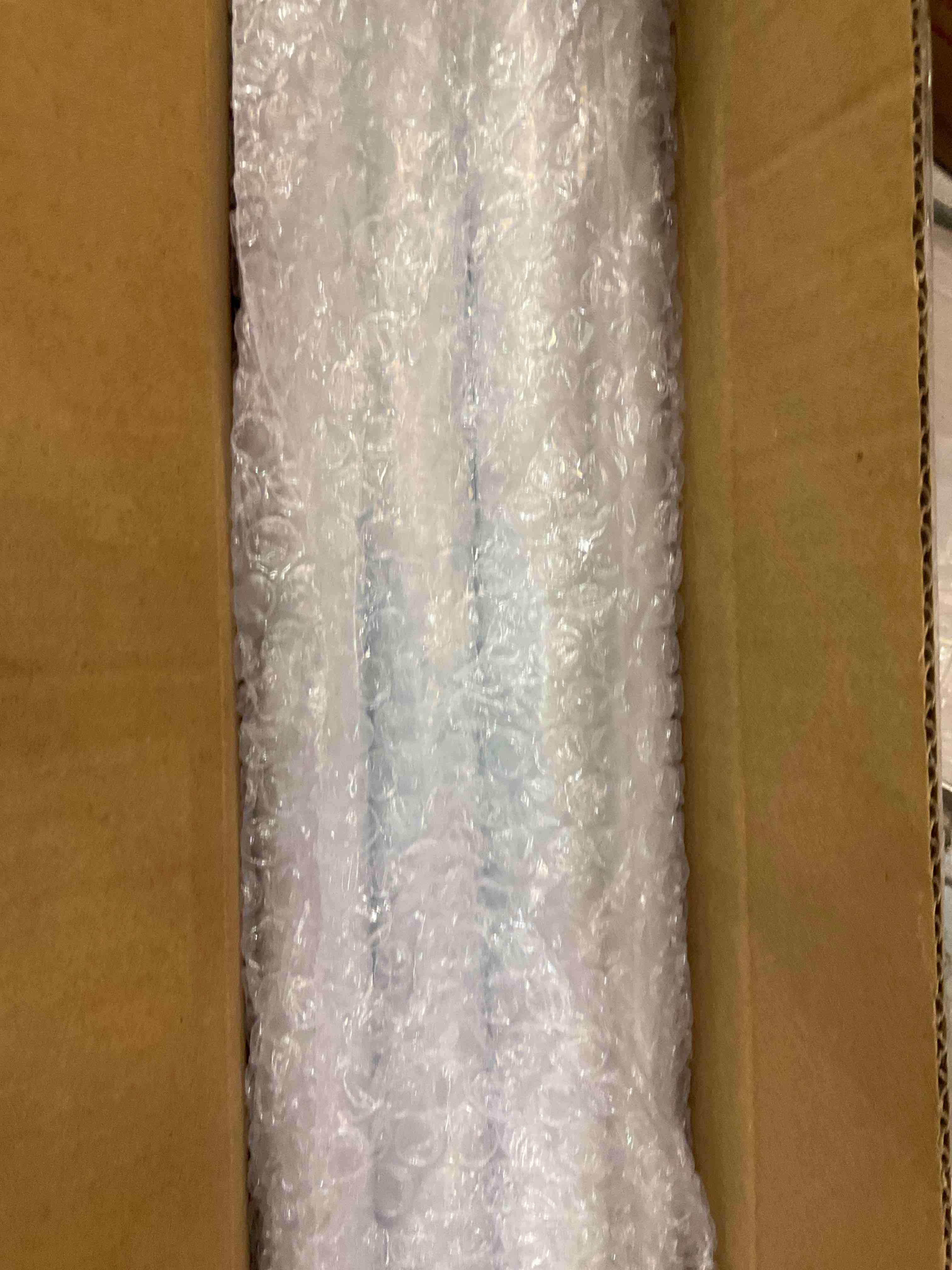 https://s3.amazonaws.com/lotting-images-prod/BargainHunt/EXS01490849_1717177067532.jpeg