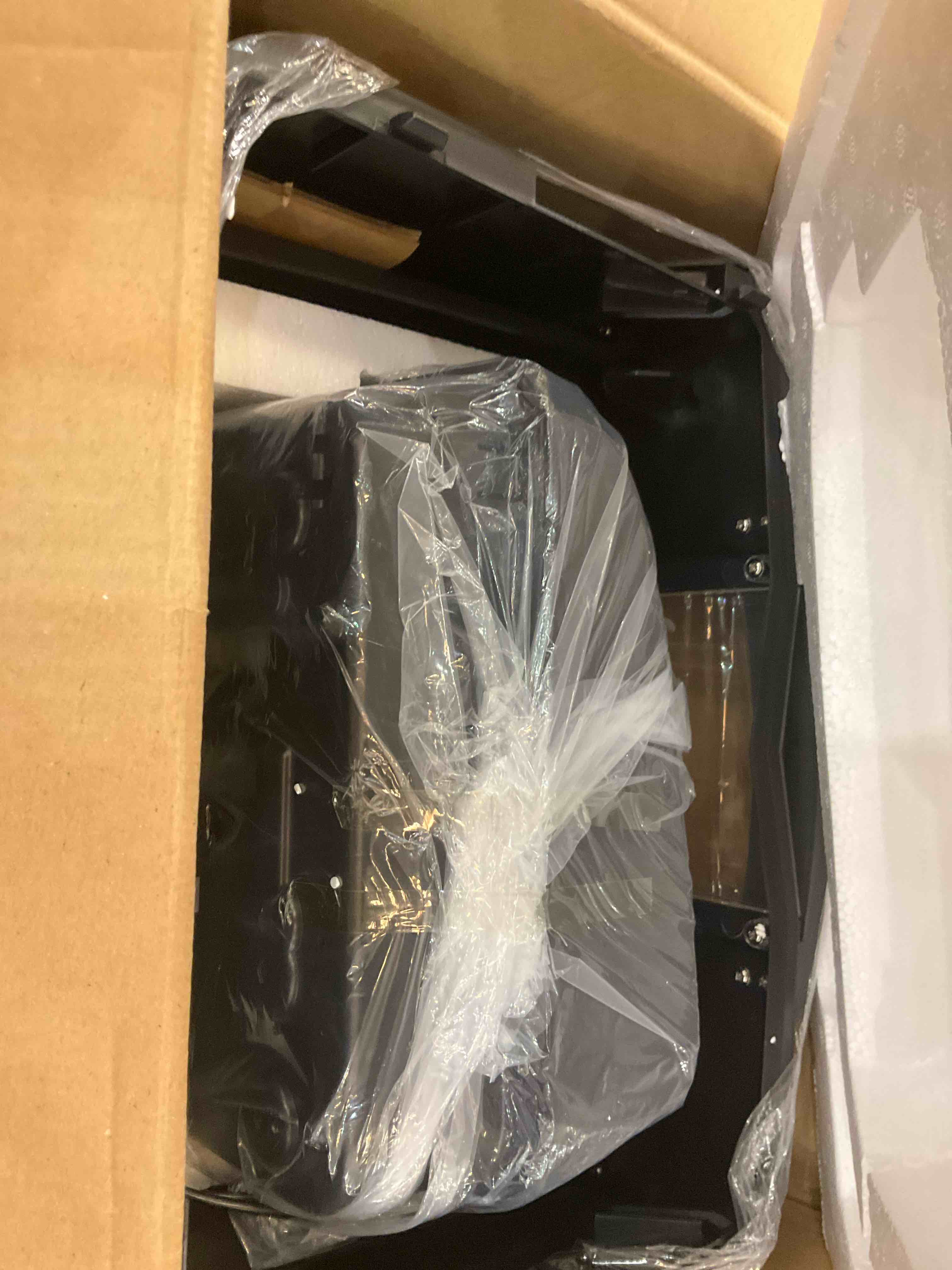 https://s3.amazonaws.com/lotting-images-prod/BargainHunt/EXS01490970_1717439717301.jpeg