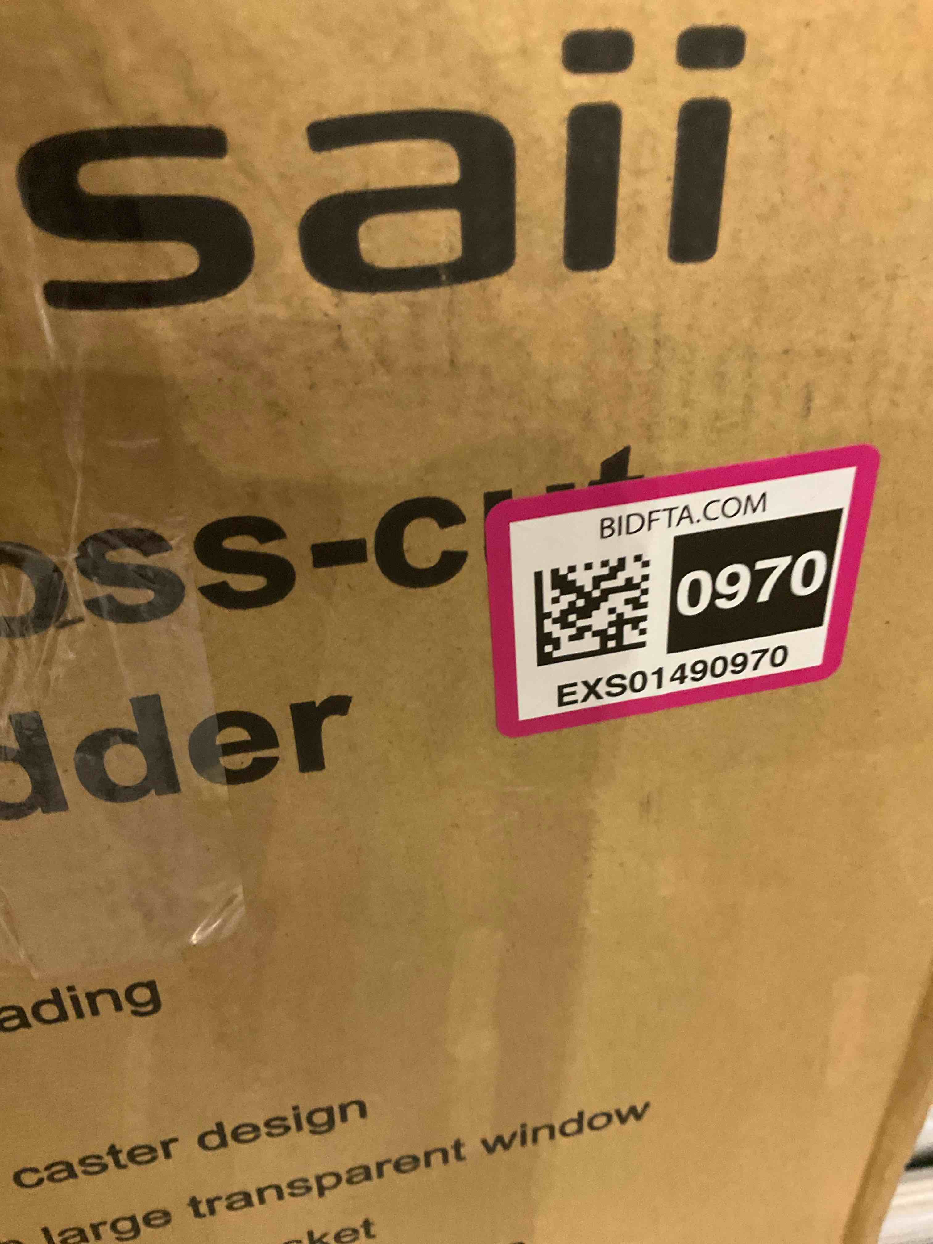 https://s3.amazonaws.com/lotting-images-prod/BargainHunt/EXS01490970_1717439755422.jpeg