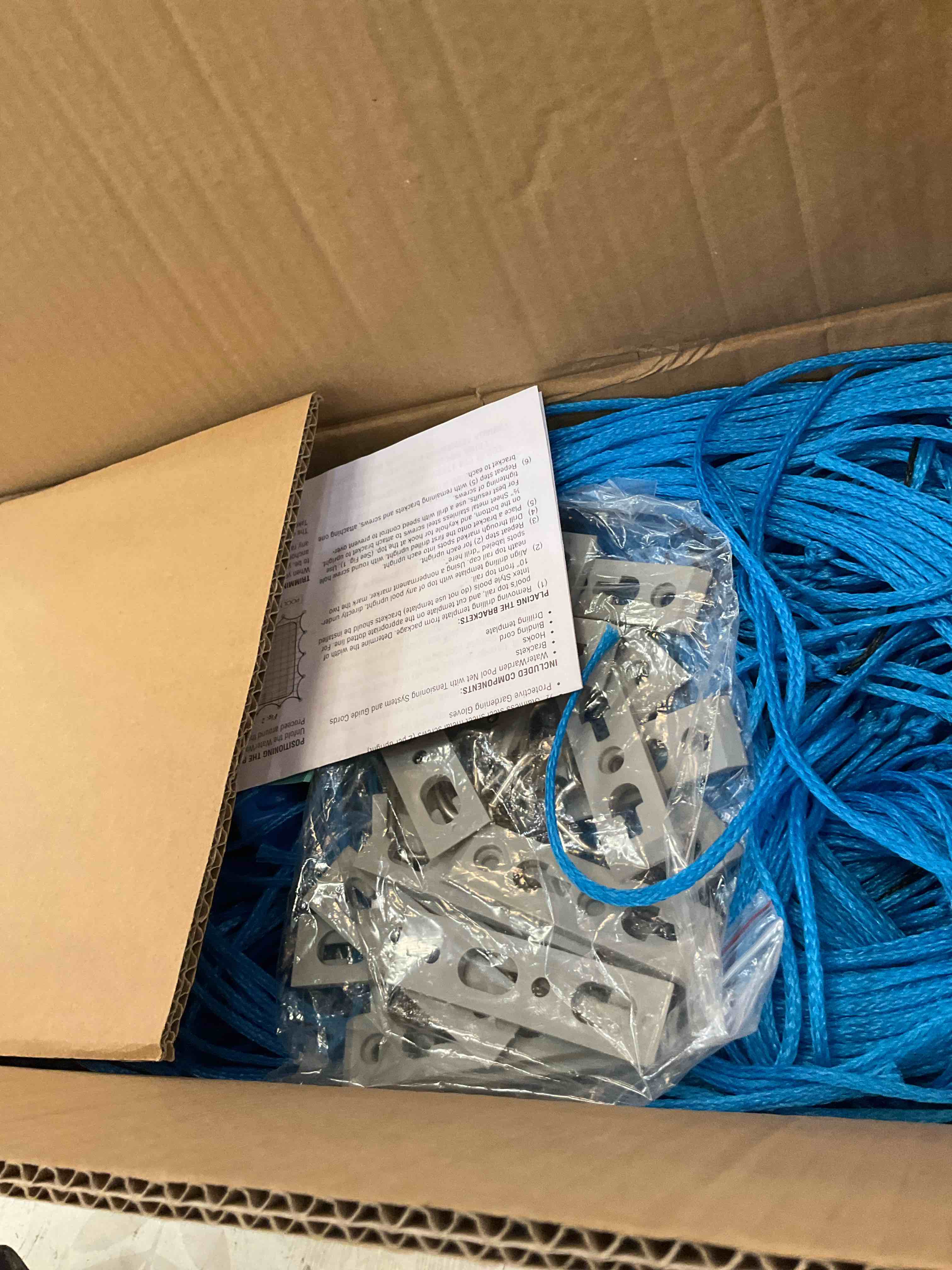 https://s3.amazonaws.com/lotting-images-prod/BargainHunt/EXS01491093_1716921347204.jpeg