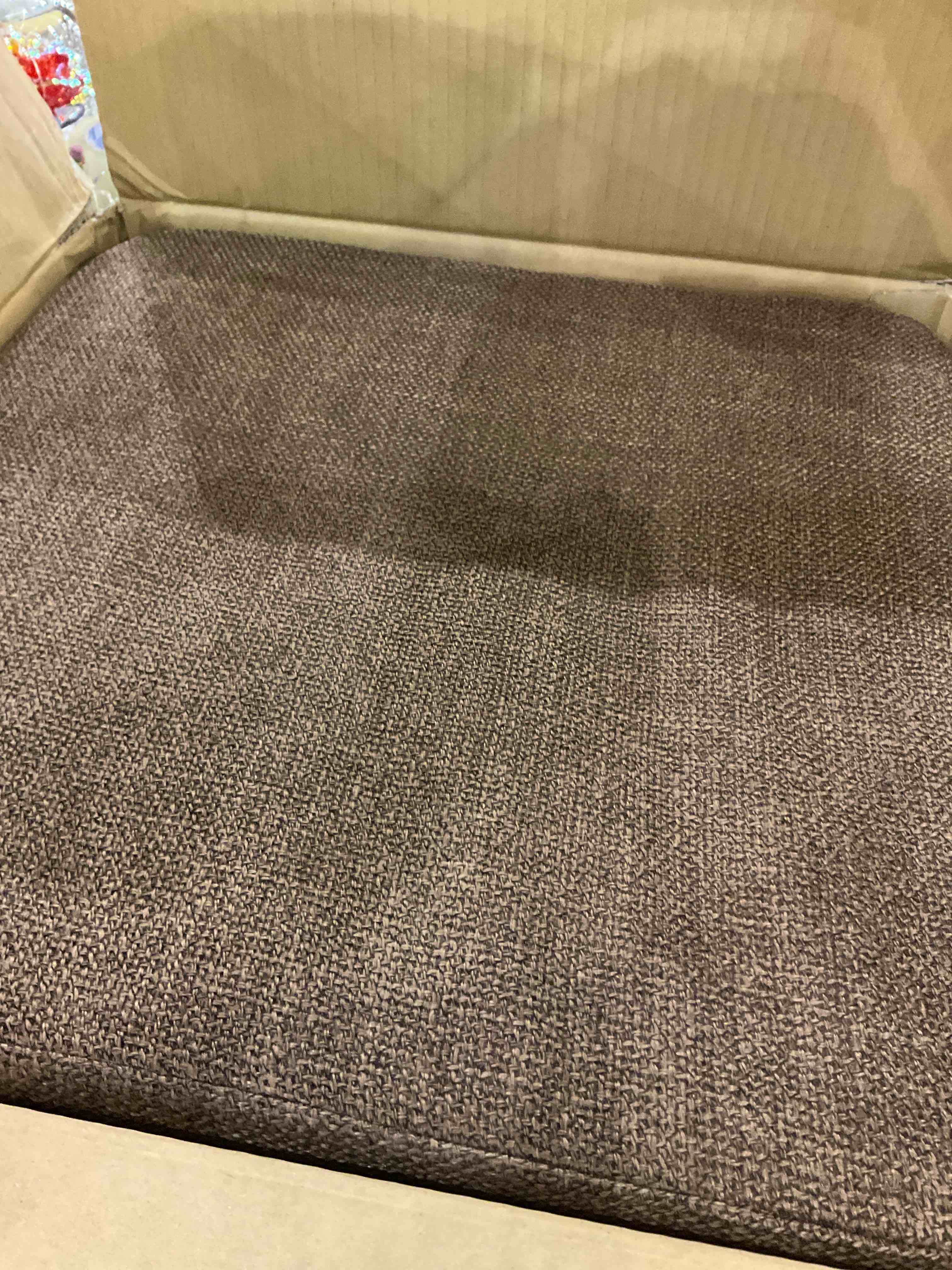 https://s3.amazonaws.com/lotting-images-prod/BargainHunt/EXS01491120_1716981341120.jpeg