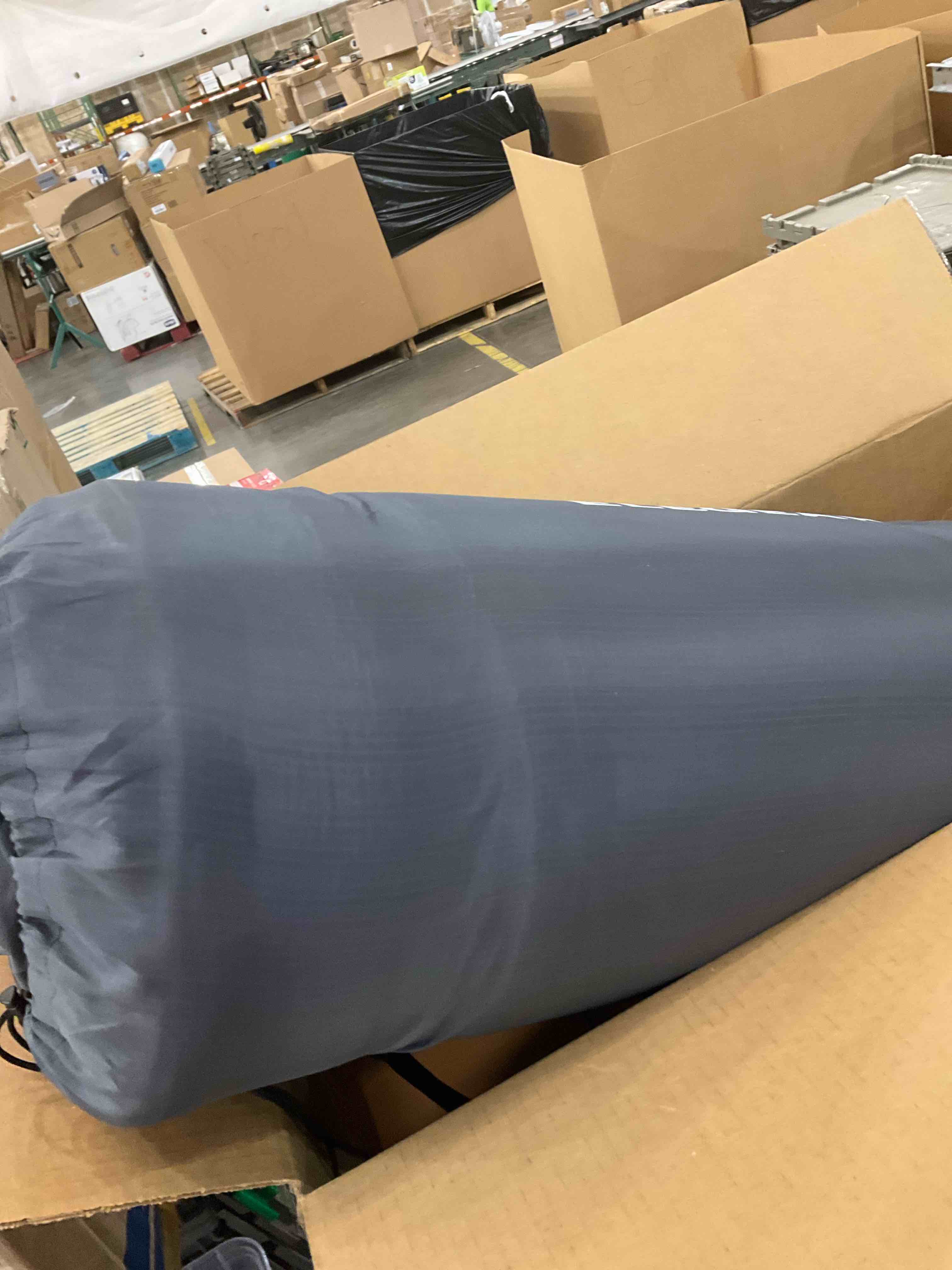 https://s3.amazonaws.com/lotting-images-prod/BargainHunt/EXS01491427_1717082424591.jpeg