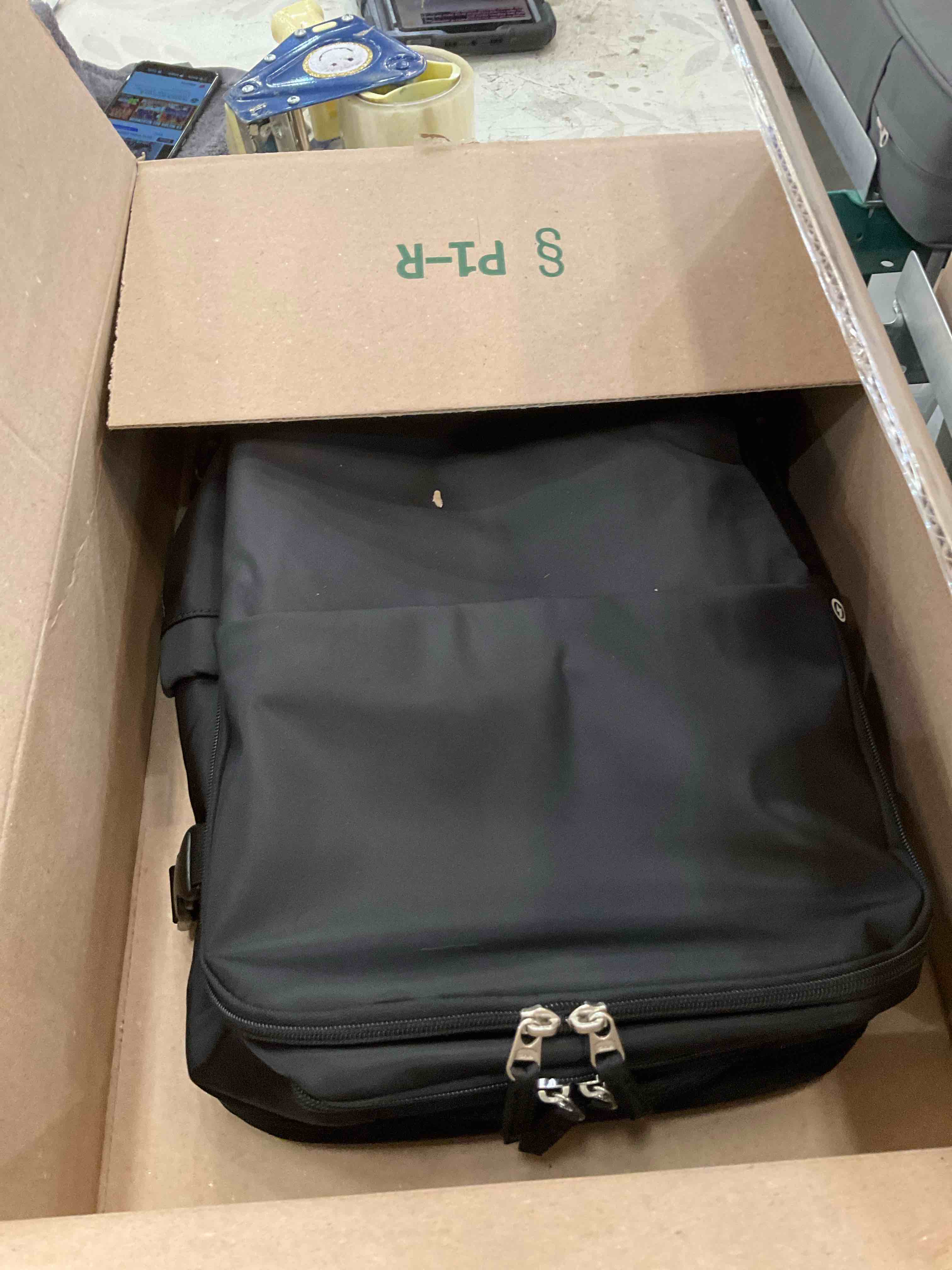 https://s3.amazonaws.com/lotting-images-prod/BargainHunt/EXS01491444_1717088067886.jpeg
