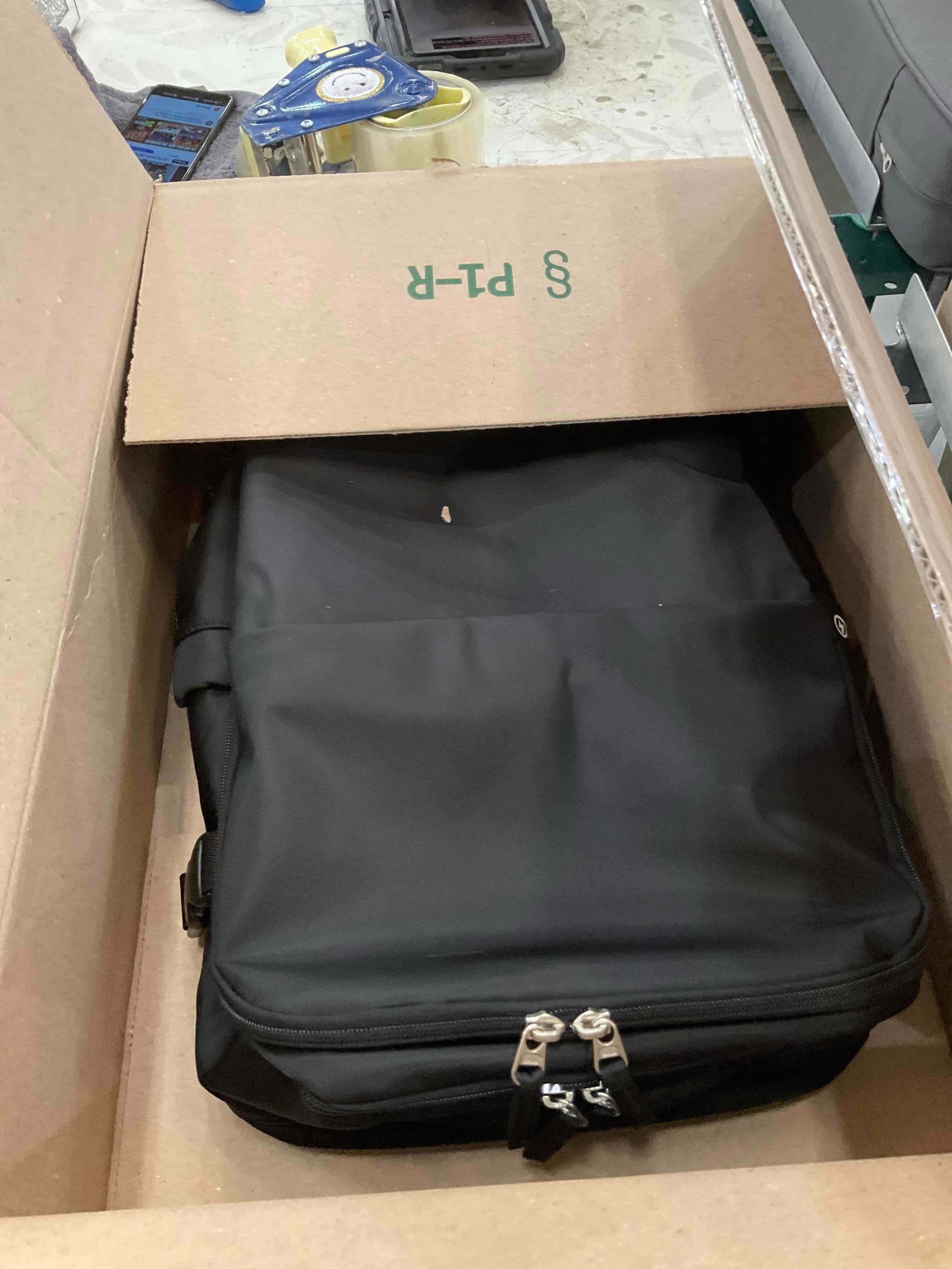 https://s3.amazonaws.com/lotting-images-prod/BargainHunt/EXS01491444_1717088068825.jpeg