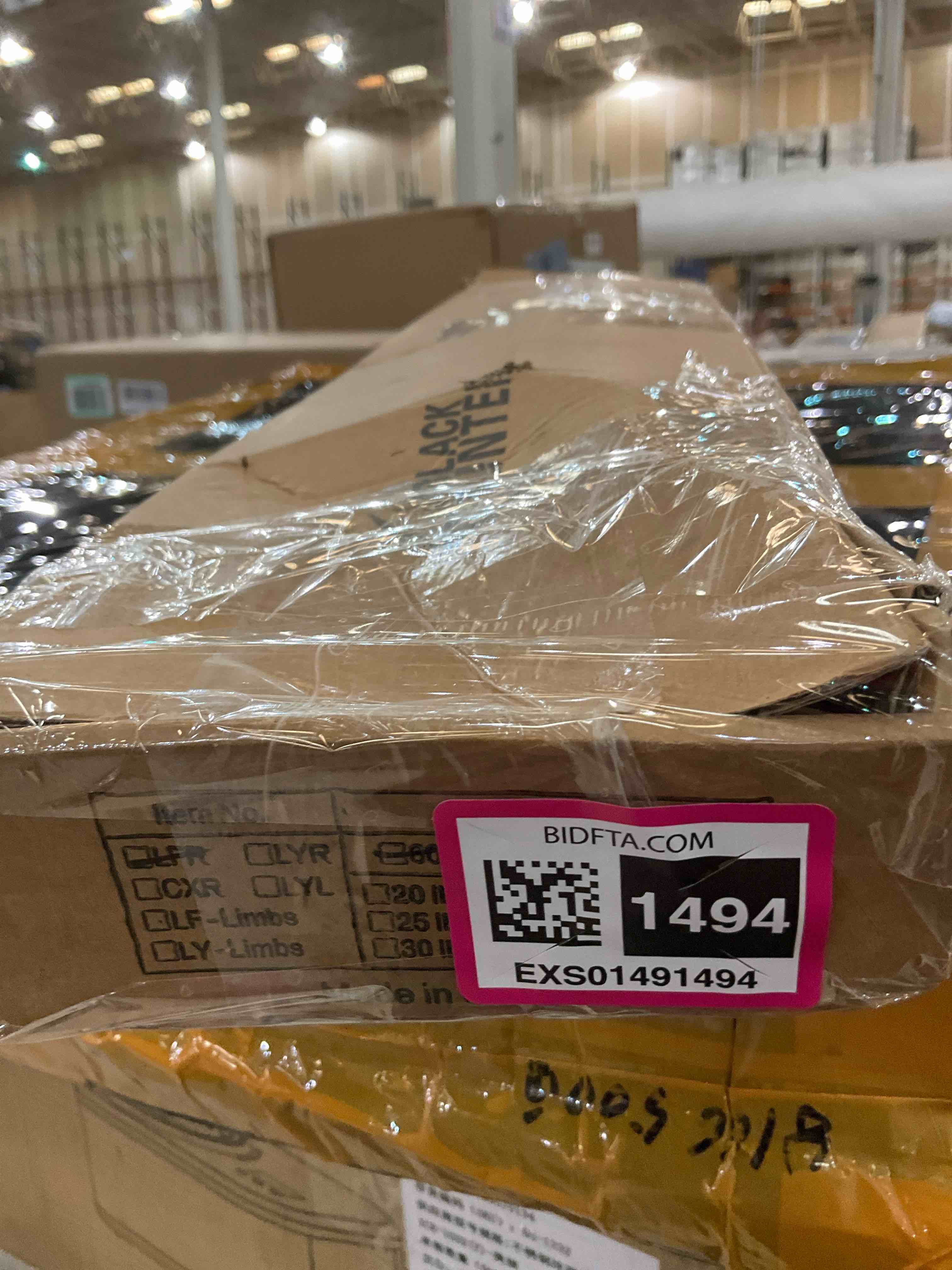 https://s3.amazonaws.com/lotting-images-prod/BargainHunt/EXS01491494_1717095318368.jpeg