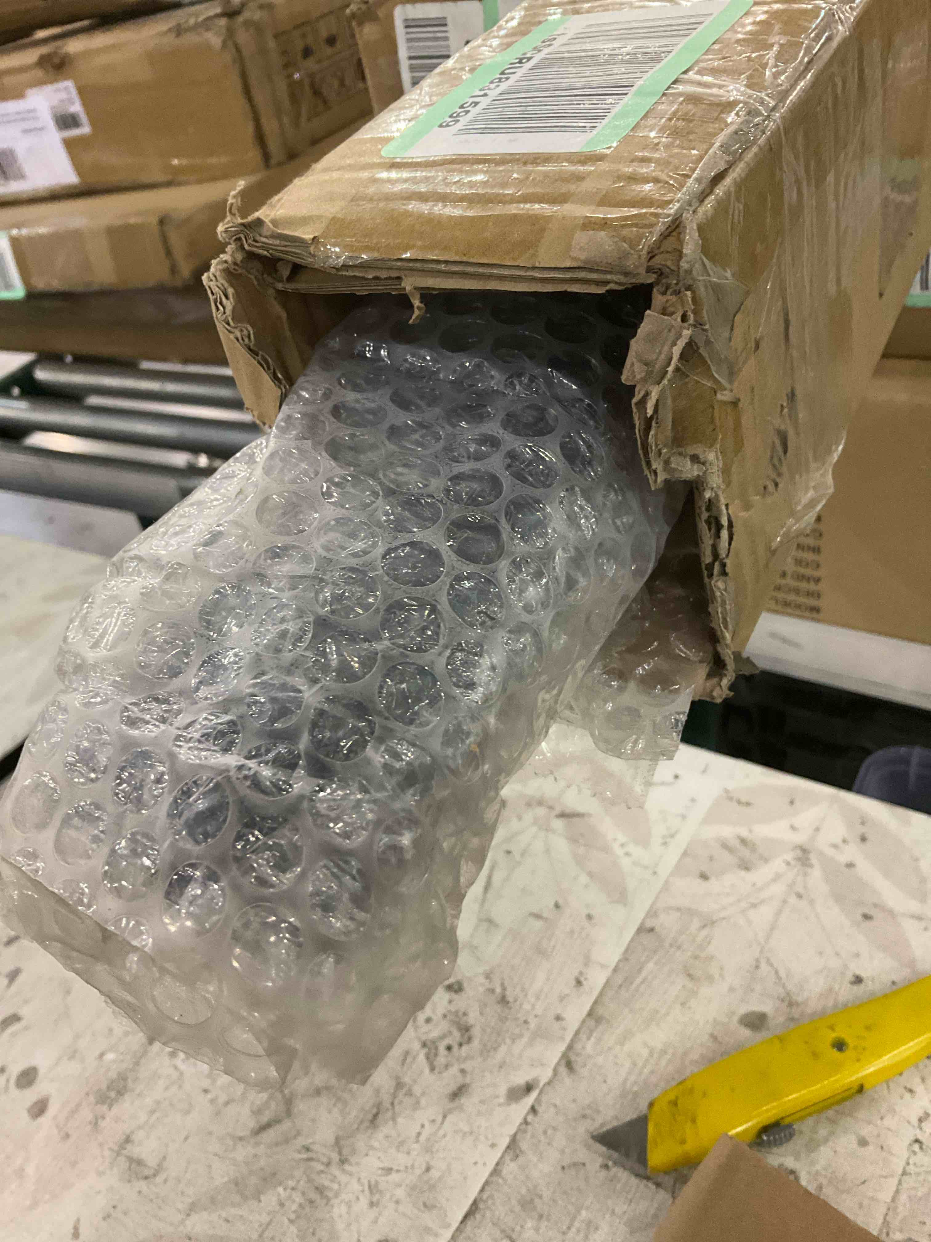https://s3.amazonaws.com/lotting-images-prod/BargainHunt/EXS01491503_1717153926793.jpeg