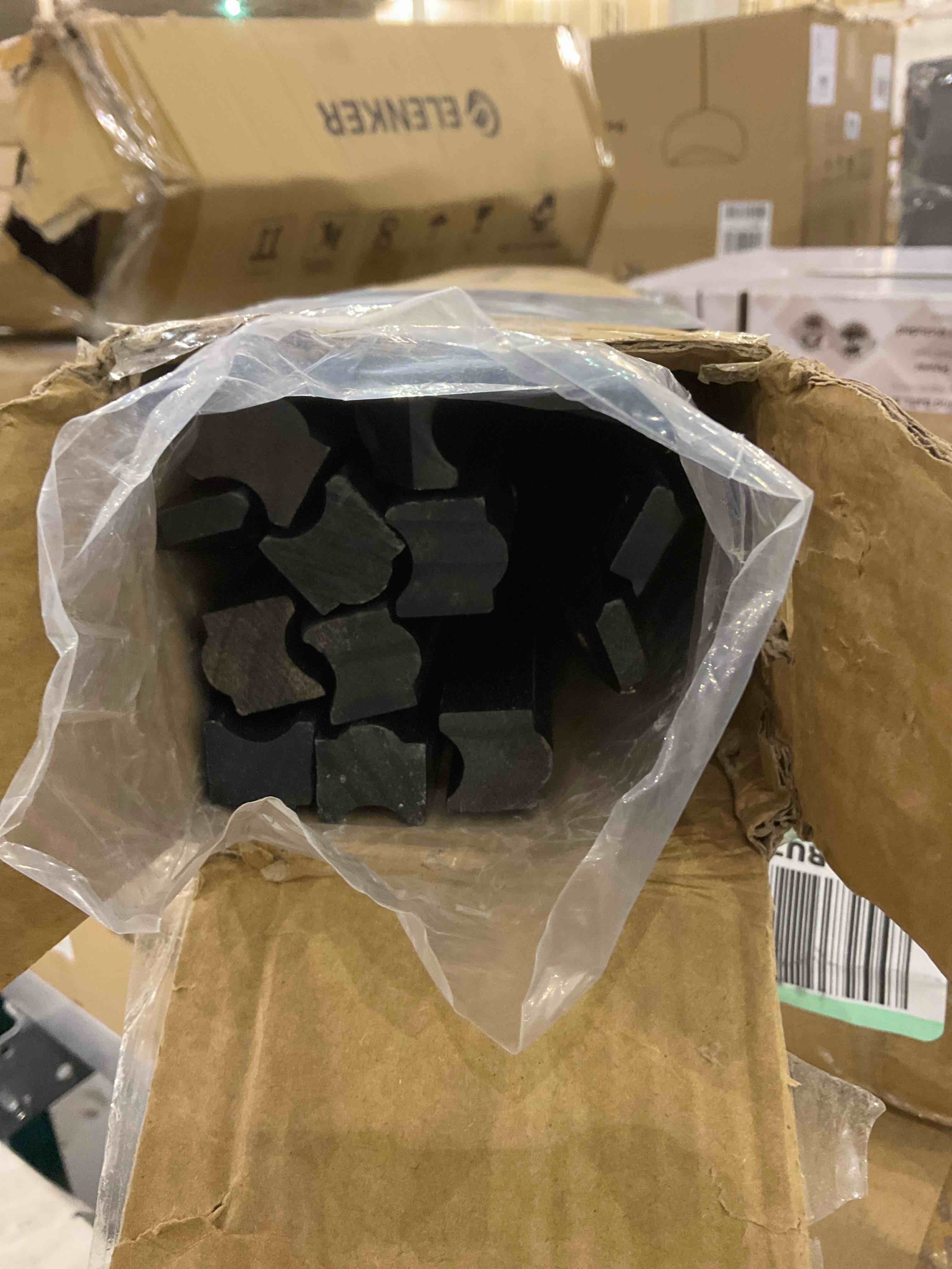 https://s3.amazonaws.com/lotting-images-prod/BargainHunt/EXS01491504_1717154016136.jpeg