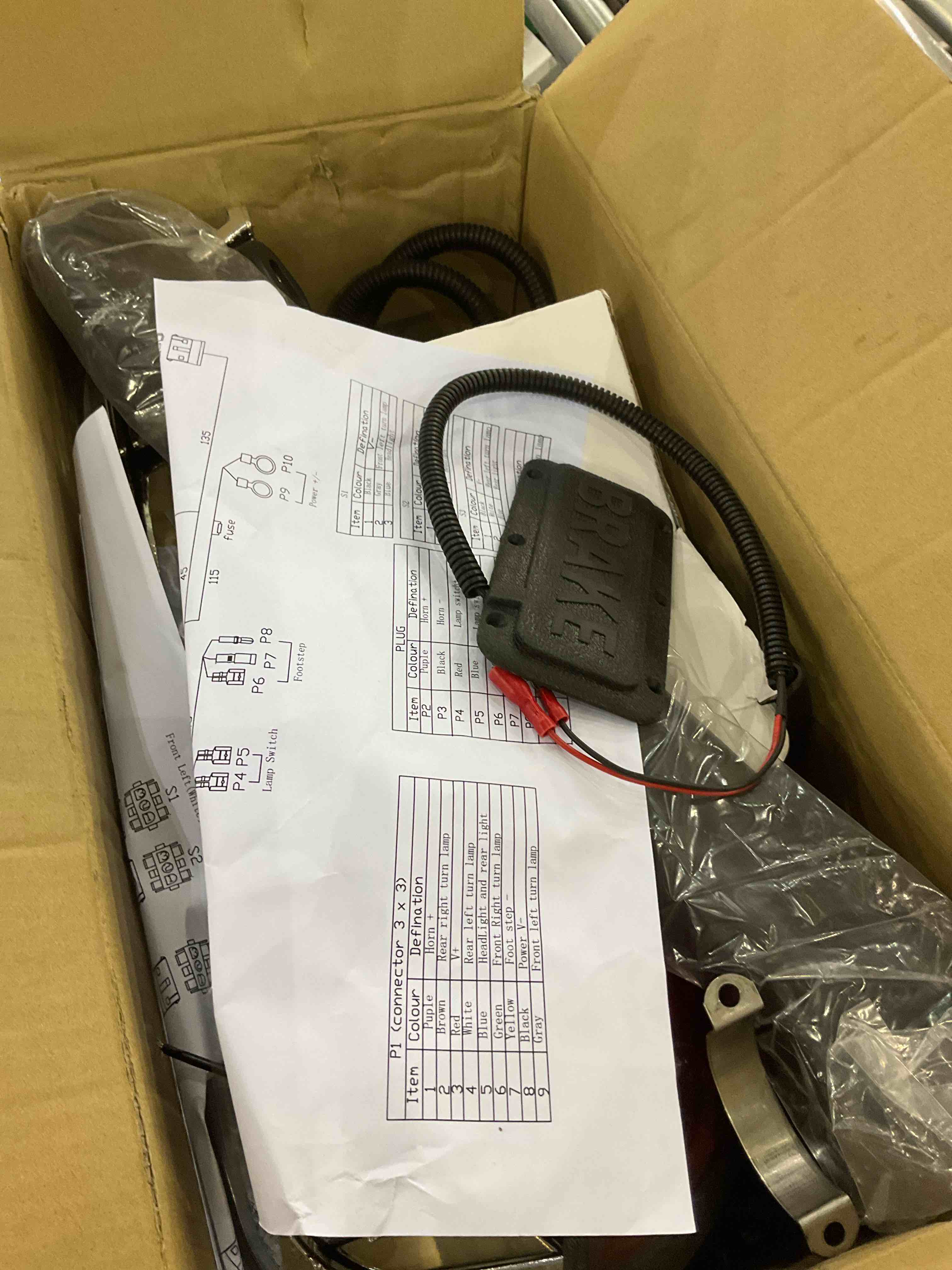 https://s3.amazonaws.com/lotting-images-prod/BargainHunt/EXS01491524_1717156715394.jpeg
