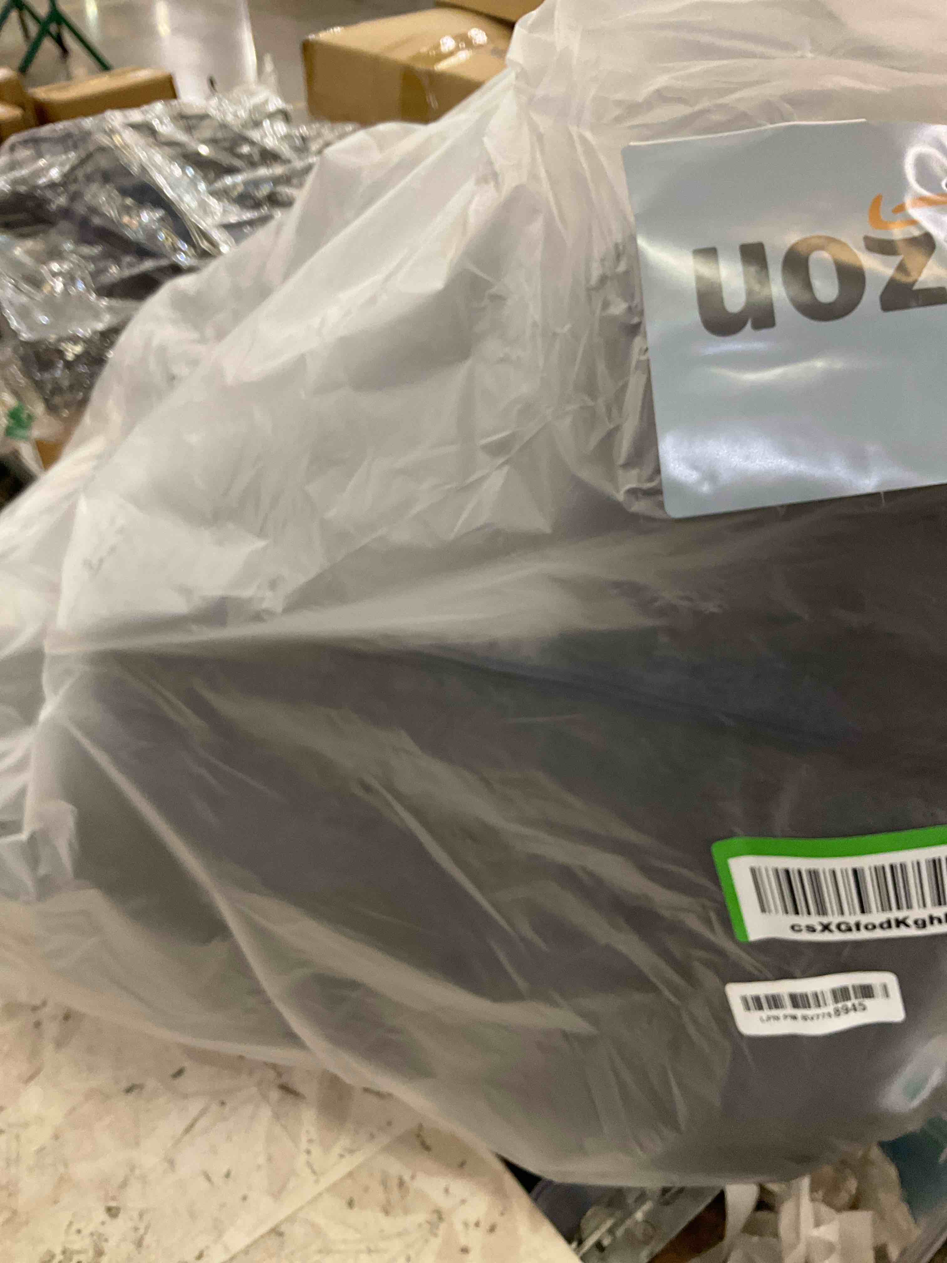 https://s3.amazonaws.com/lotting-images-prod/BargainHunt/EXS01491635_1717181963733.jpeg