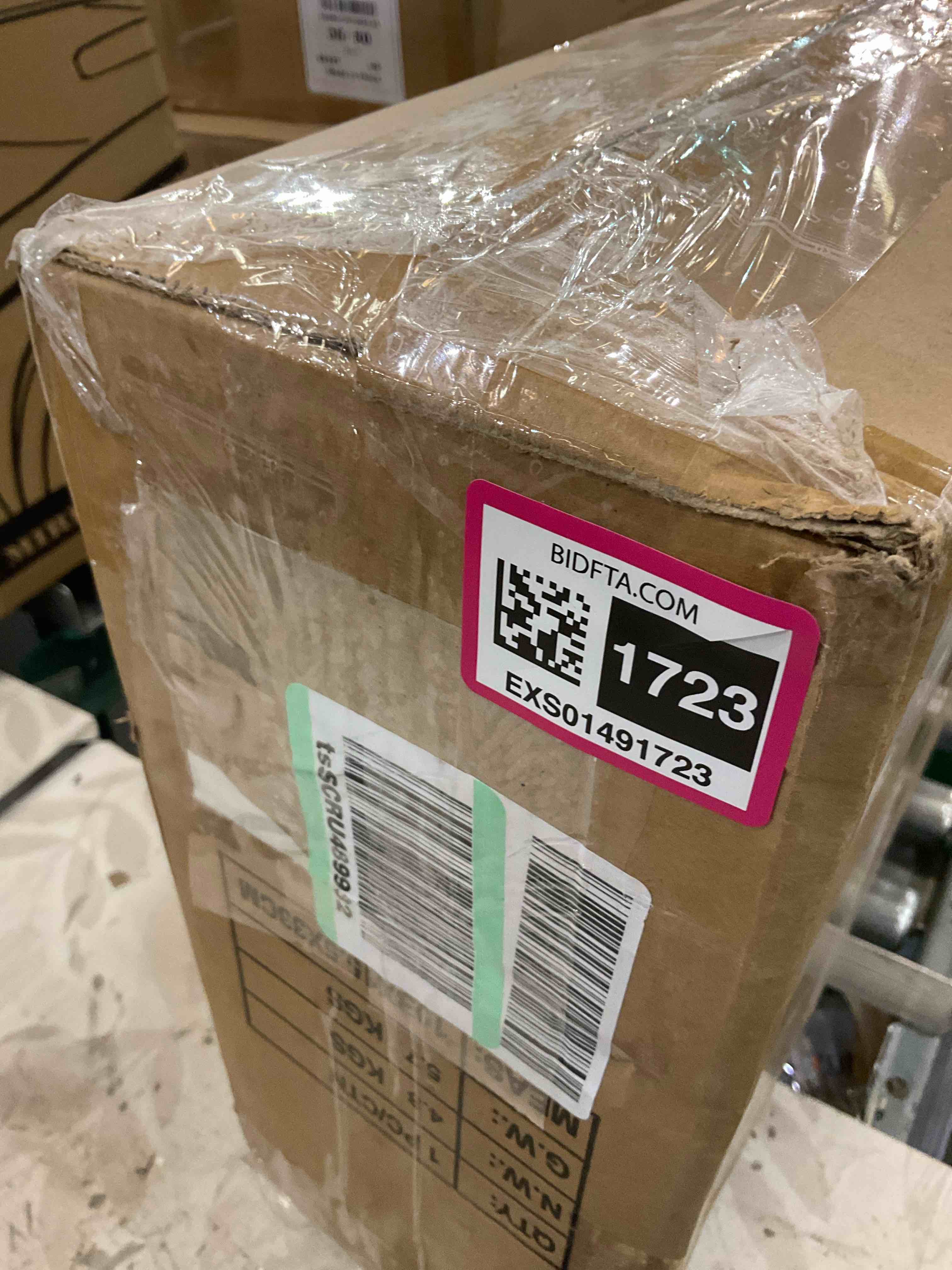 https://s3.amazonaws.com/lotting-images-prod/BargainHunt/EXS01491723_1717425262787.jpeg