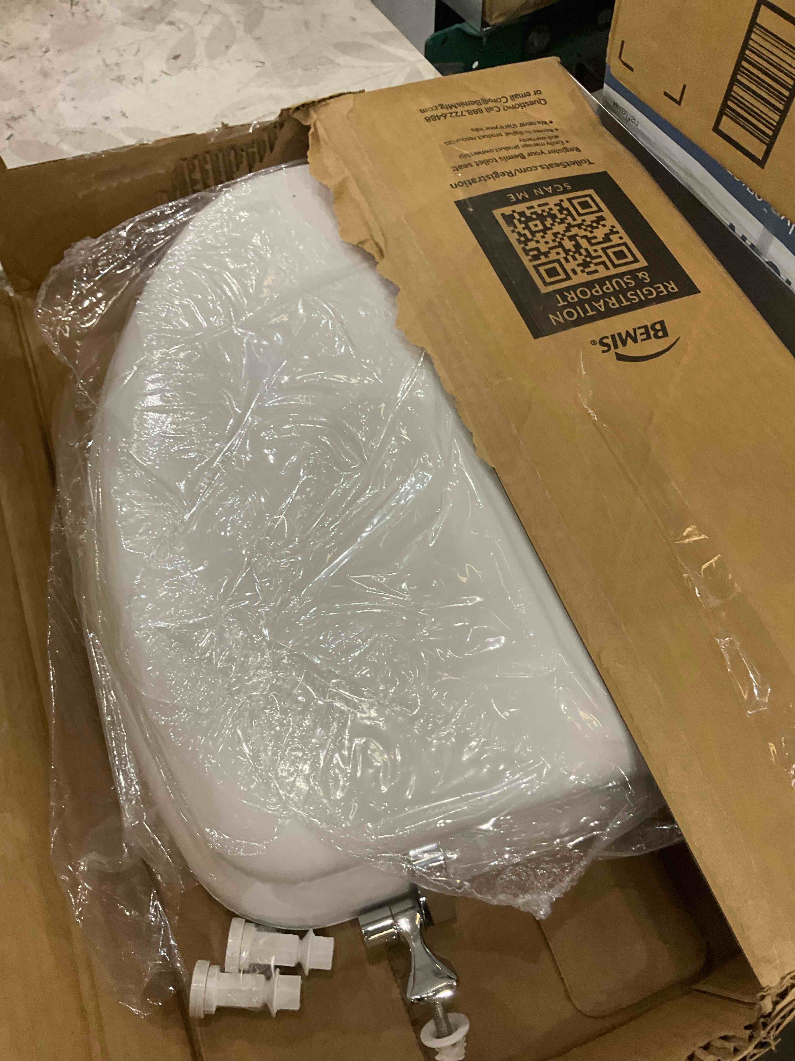 https://s3.amazonaws.com/lotting-images-prod/BargainHunt/EXS01491864_1717512040896.jpeg