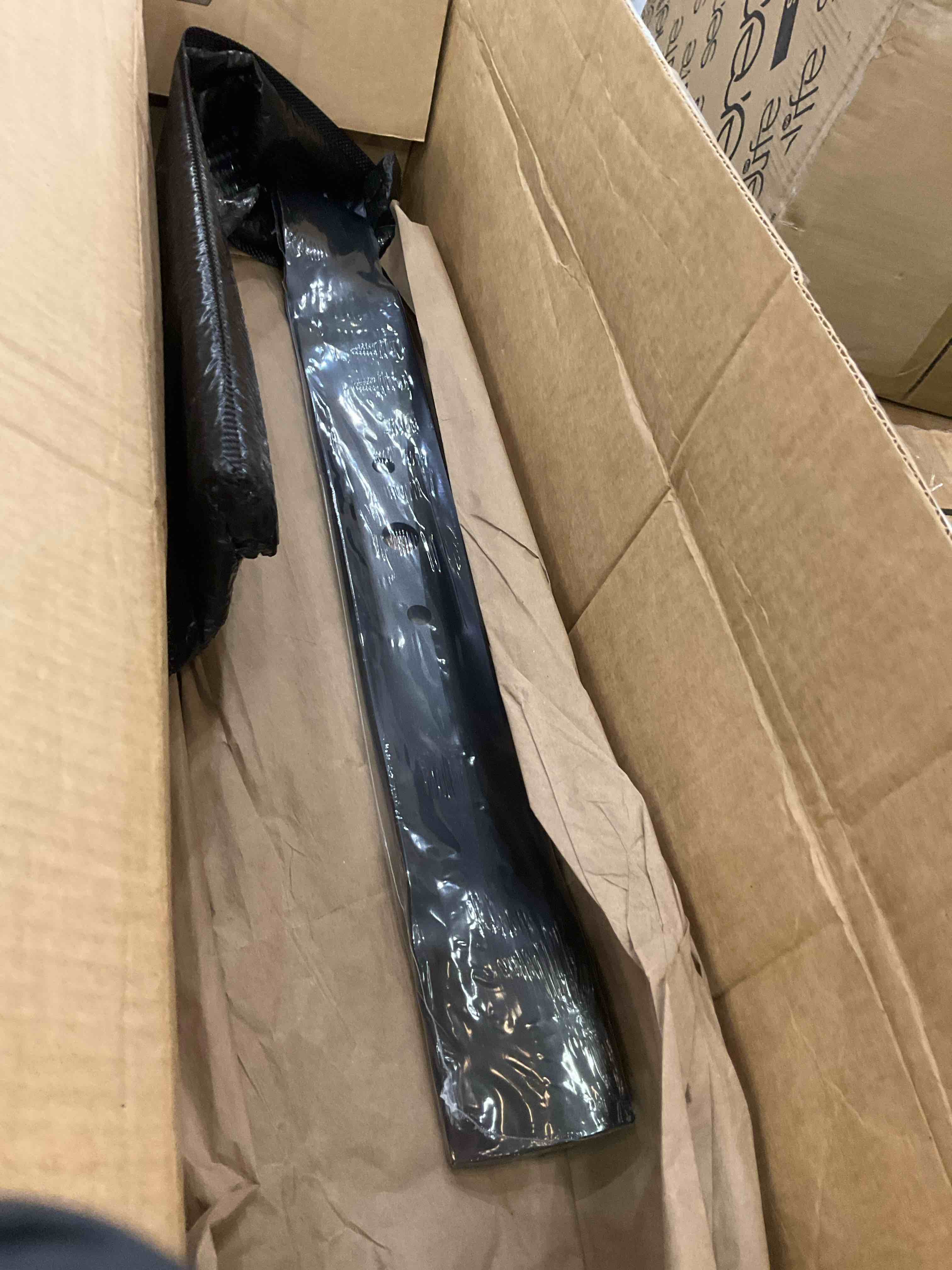 https://s3.amazonaws.com/lotting-images-prod/BargainHunt/EXS01491923_1717520826037.jpeg