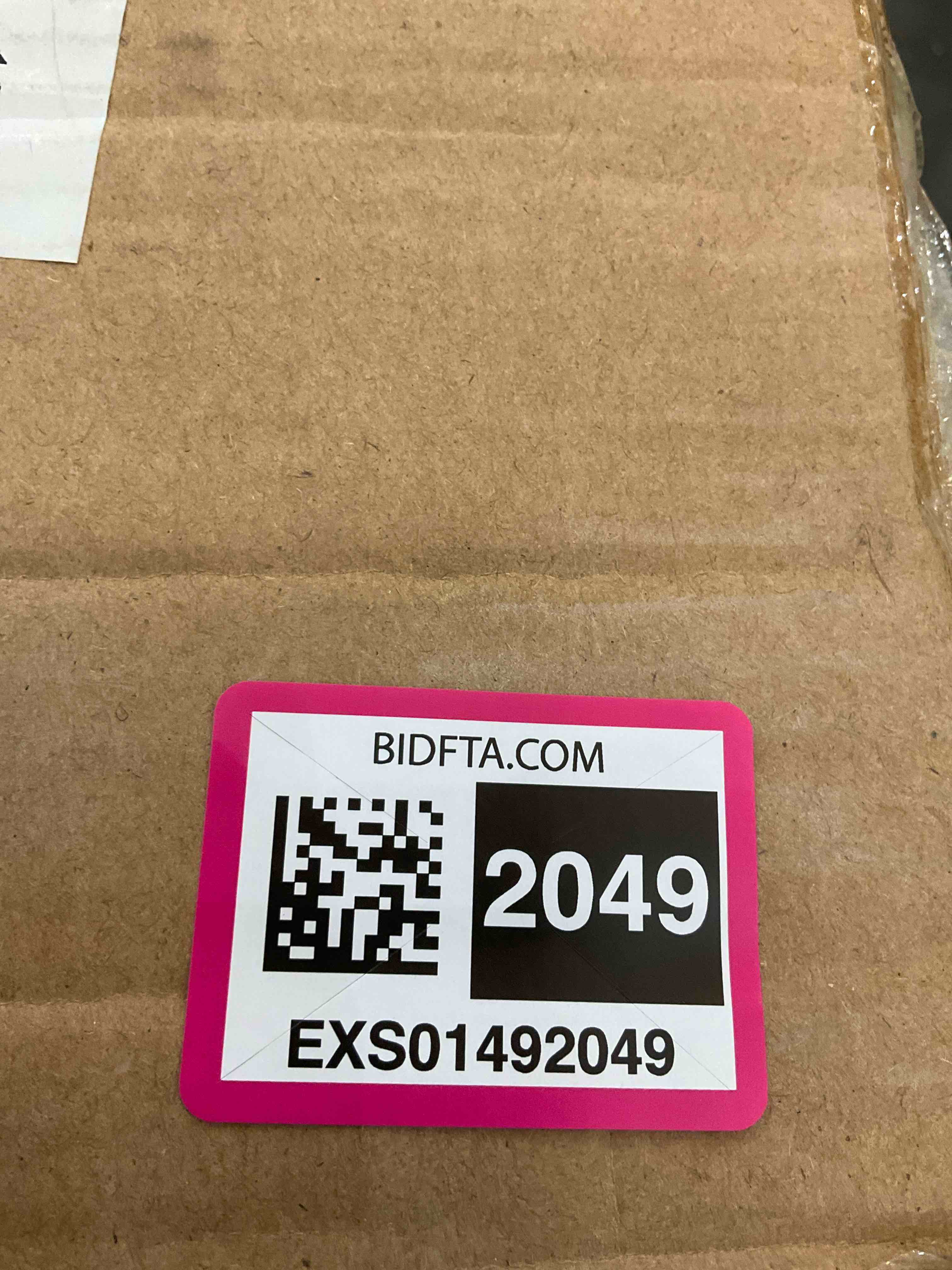 https://s3.amazonaws.com/lotting-images-prod/BargainHunt/EXS01492049_1717095599198.jpeg