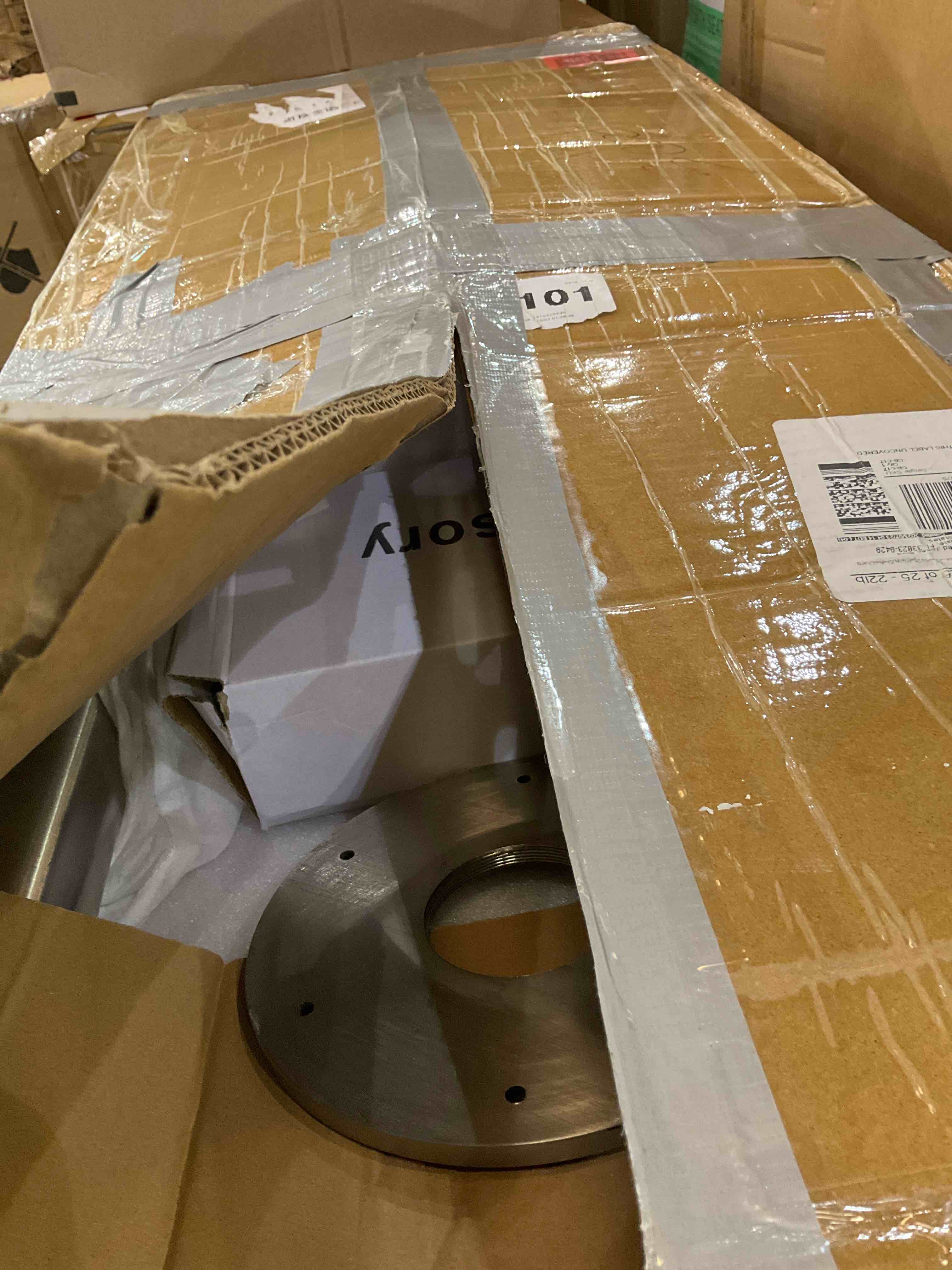 https://s3.amazonaws.com/lotting-images-prod/BargainHunt/EXS01492243_1717421454880.jpeg
