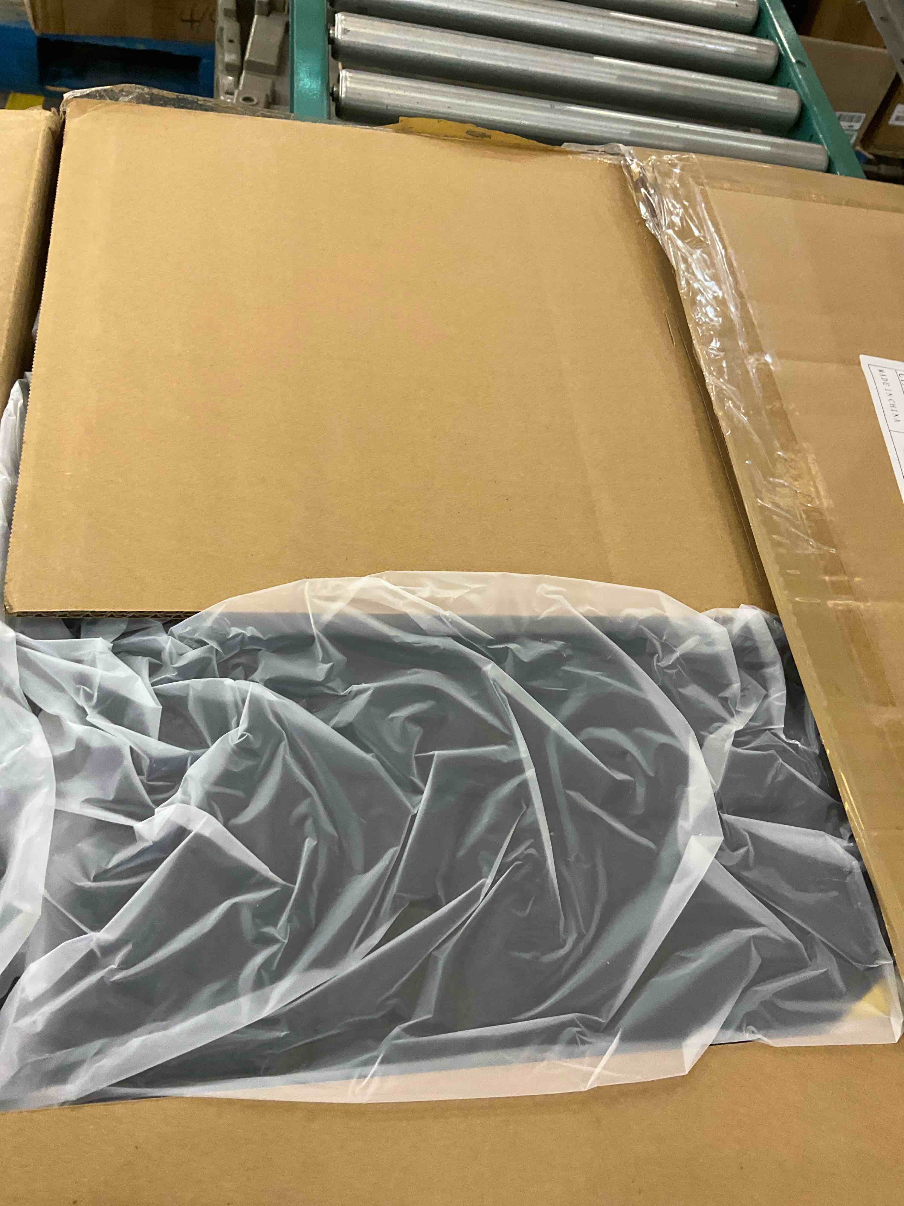 https://s3.amazonaws.com/lotting-images-prod/BargainHunt/EXS01492245_1717421693069.jpeg