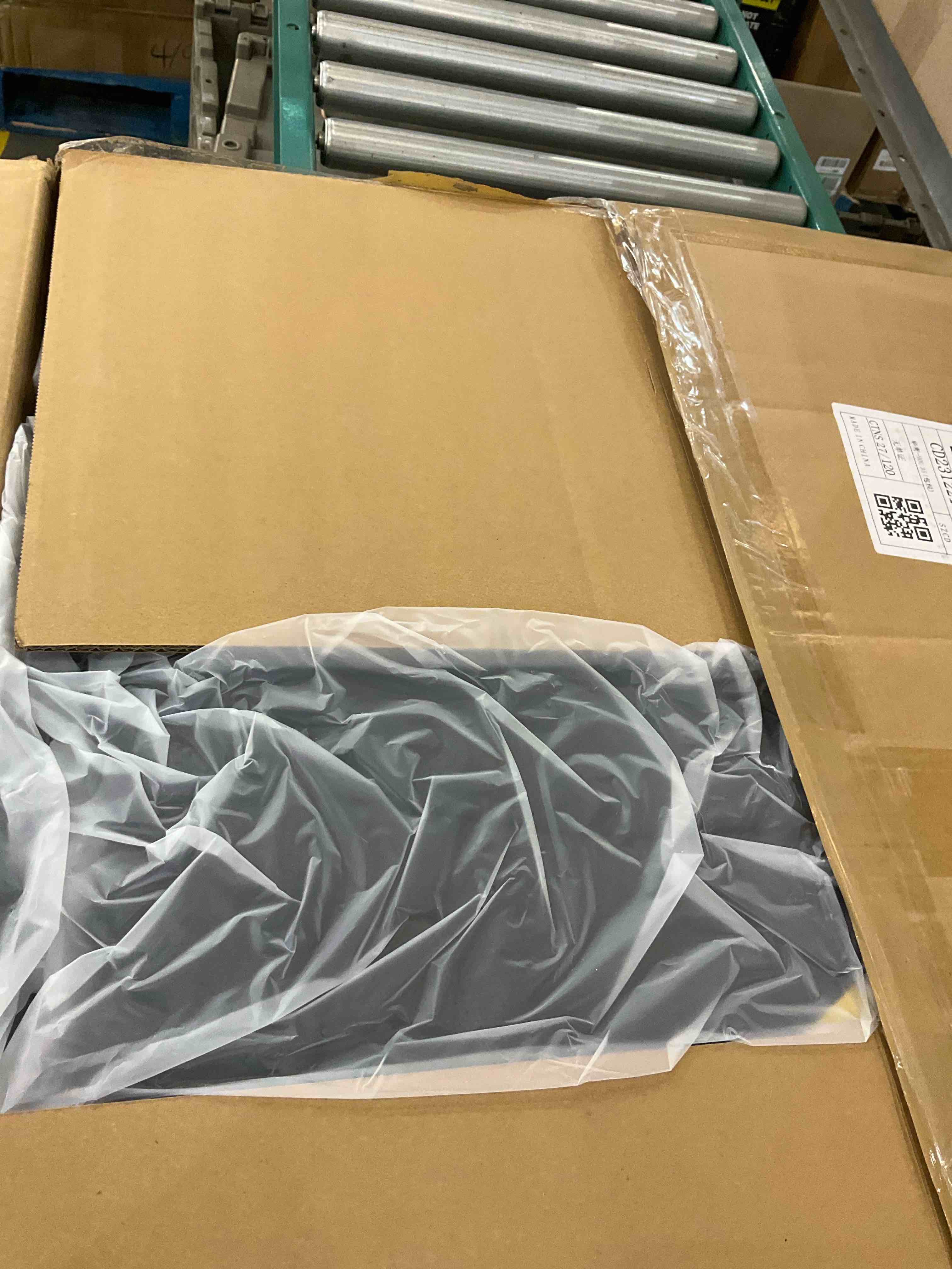 https://s3.amazonaws.com/lotting-images-prod/BargainHunt/EXS01492245_1717421695143.jpeg