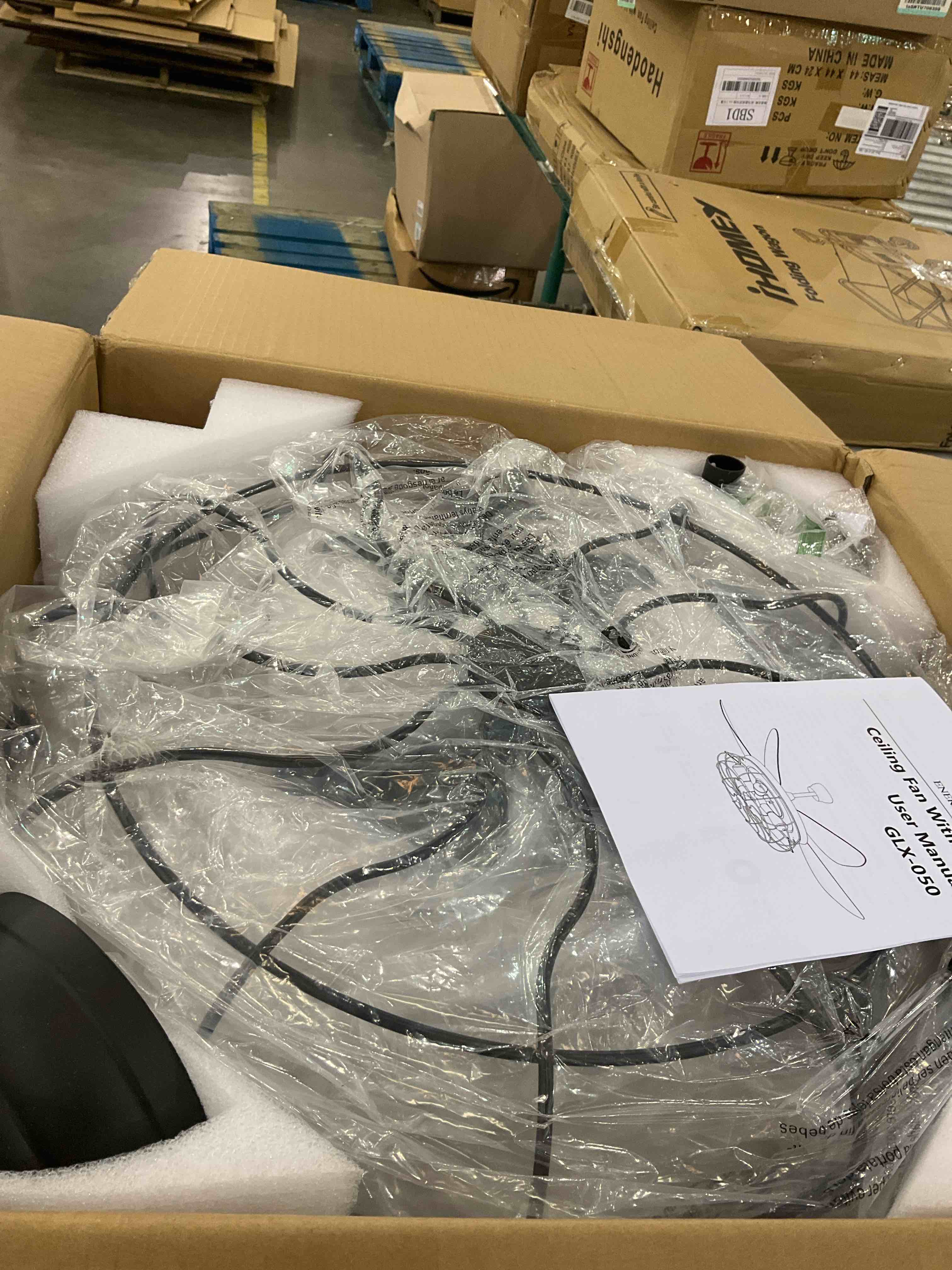 https://s3.amazonaws.com/lotting-images-prod/BargainHunt/EXS01492249_1717422349063.jpeg