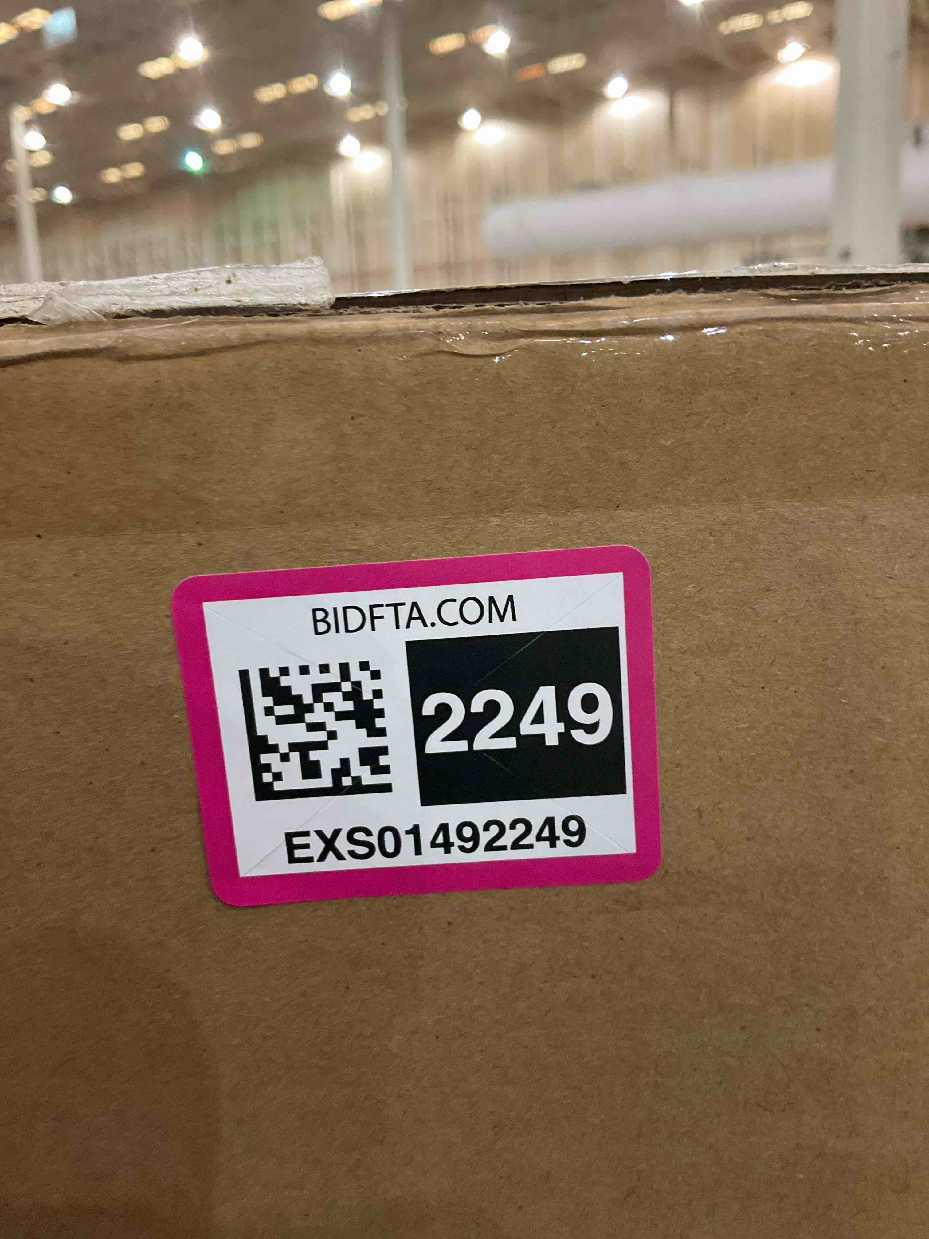 https://s3.amazonaws.com/lotting-images-prod/BargainHunt/EXS01492249_1717422375254.jpeg