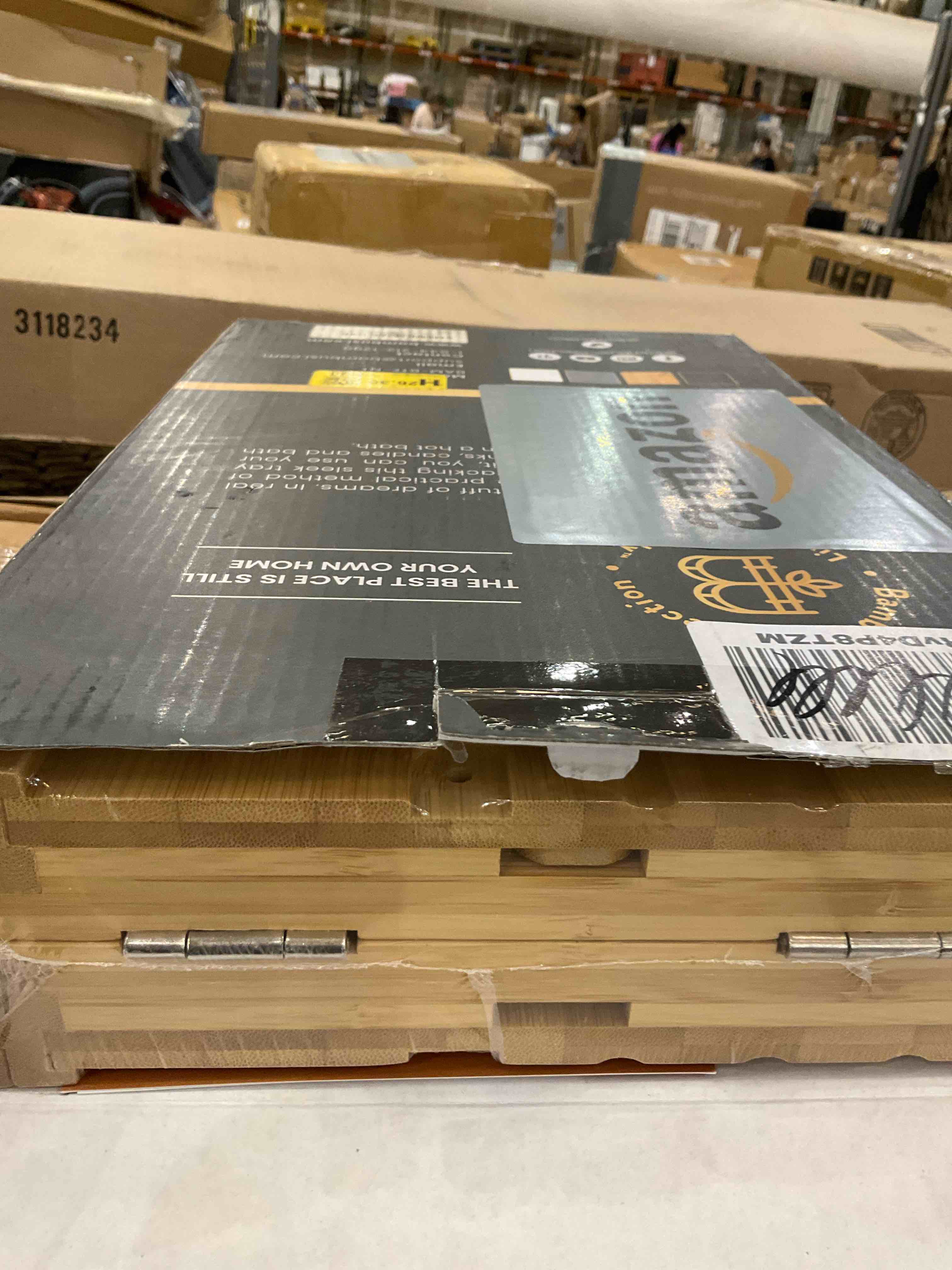 https://s3.amazonaws.com/lotting-images-prod/BargainHunt/EXS01492472_1717522901357.jpeg
