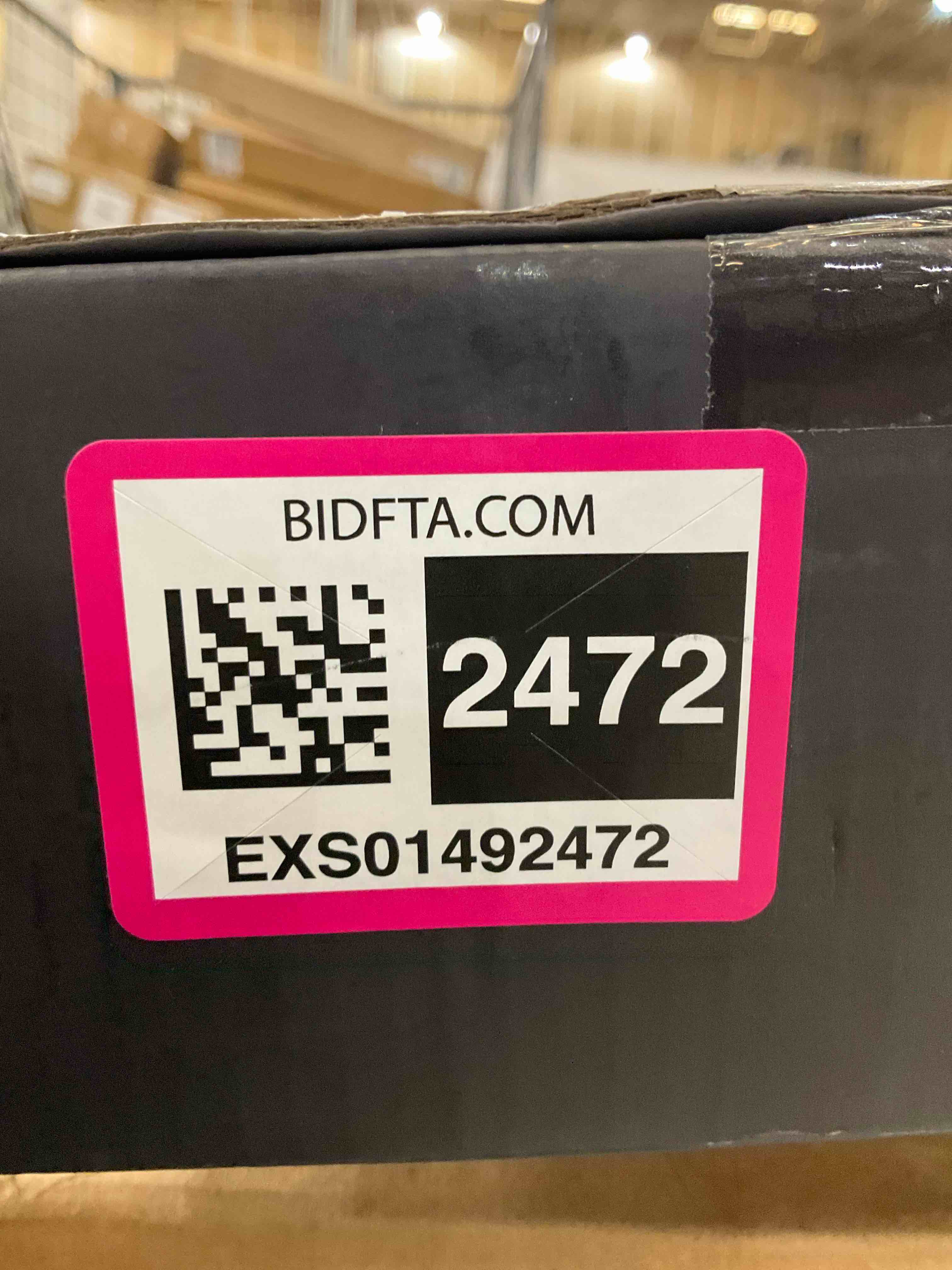 https://s3.amazonaws.com/lotting-images-prod/BargainHunt/EXS01492472_1717522937749.jpeg