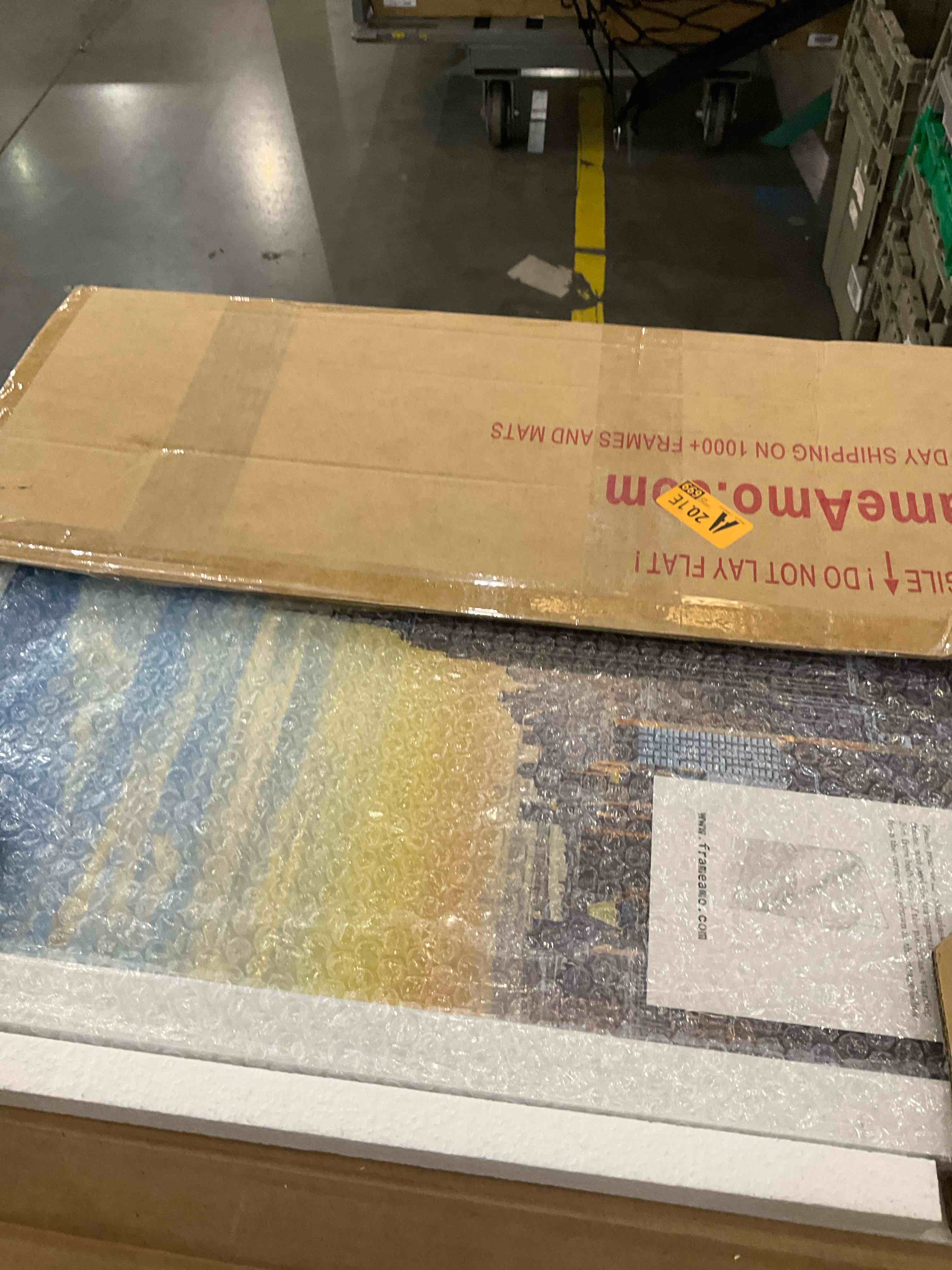 https://s3.amazonaws.com/lotting-images-prod/BargainHunt/EXS01492498_1717527483670.jpeg