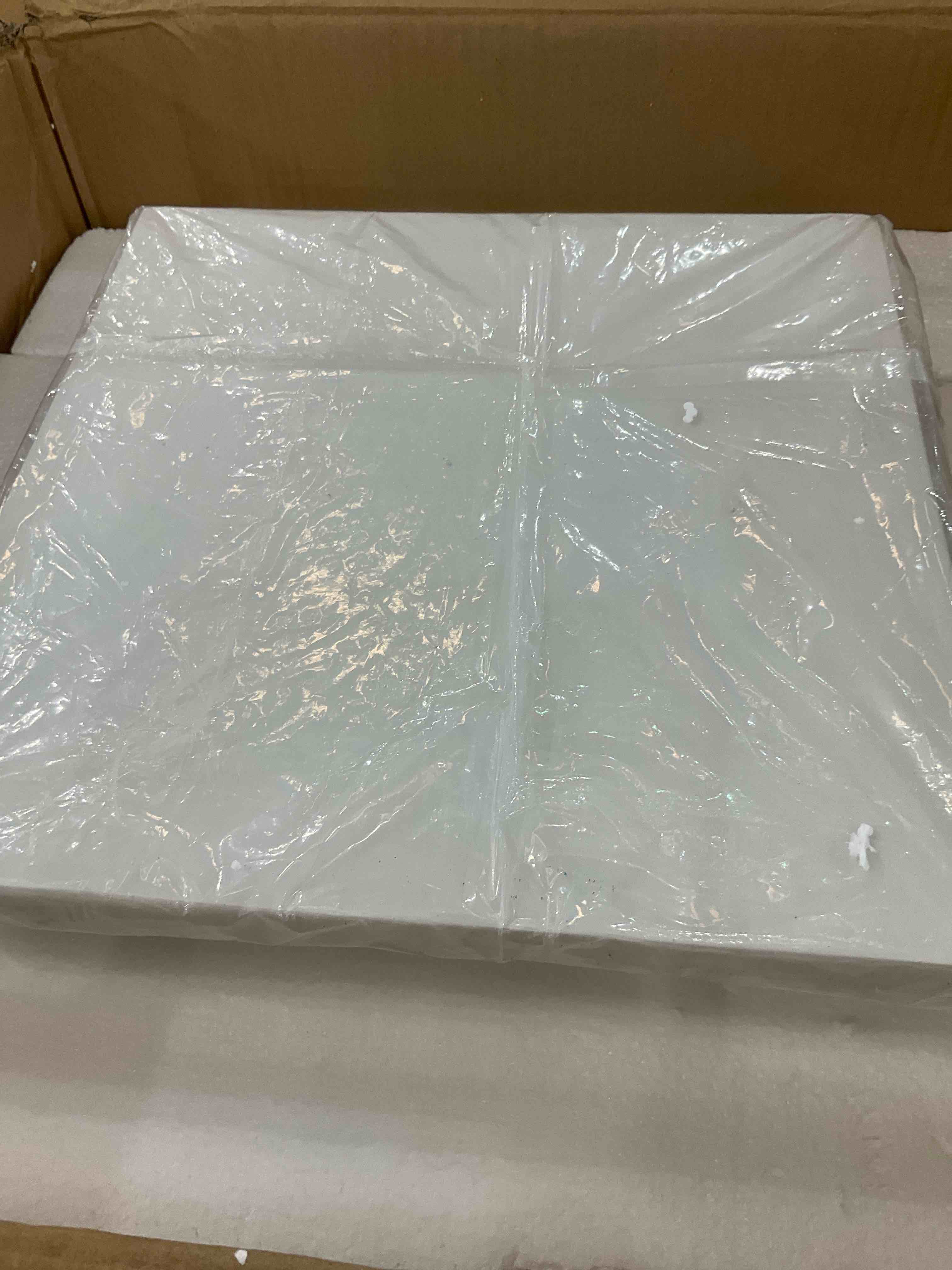 https://s3.amazonaws.com/lotting-images-prod/BargainHunt/EXS01492718_1718045565549.jpeg