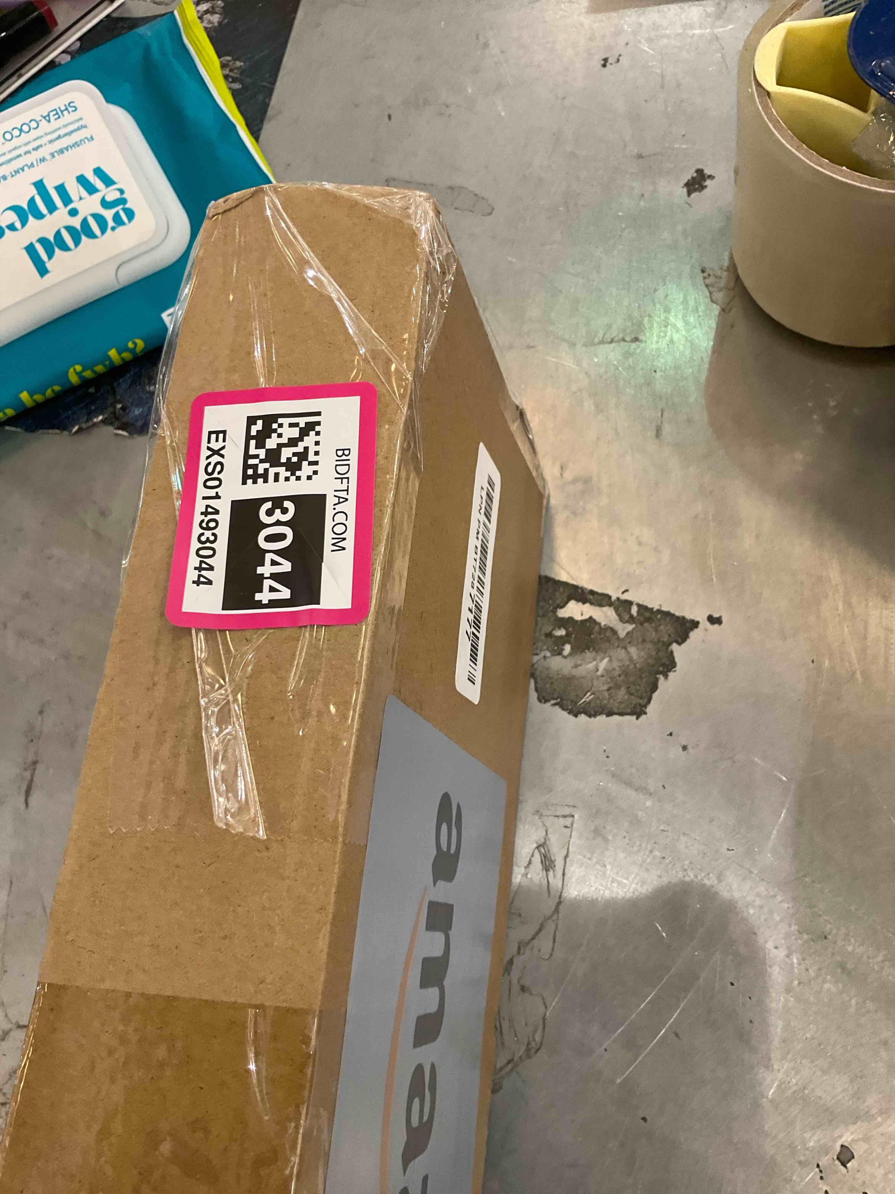 https://s3.amazonaws.com/lotting-images-prod/BargainHunt/EXS01493044_1716312286998.jpeg