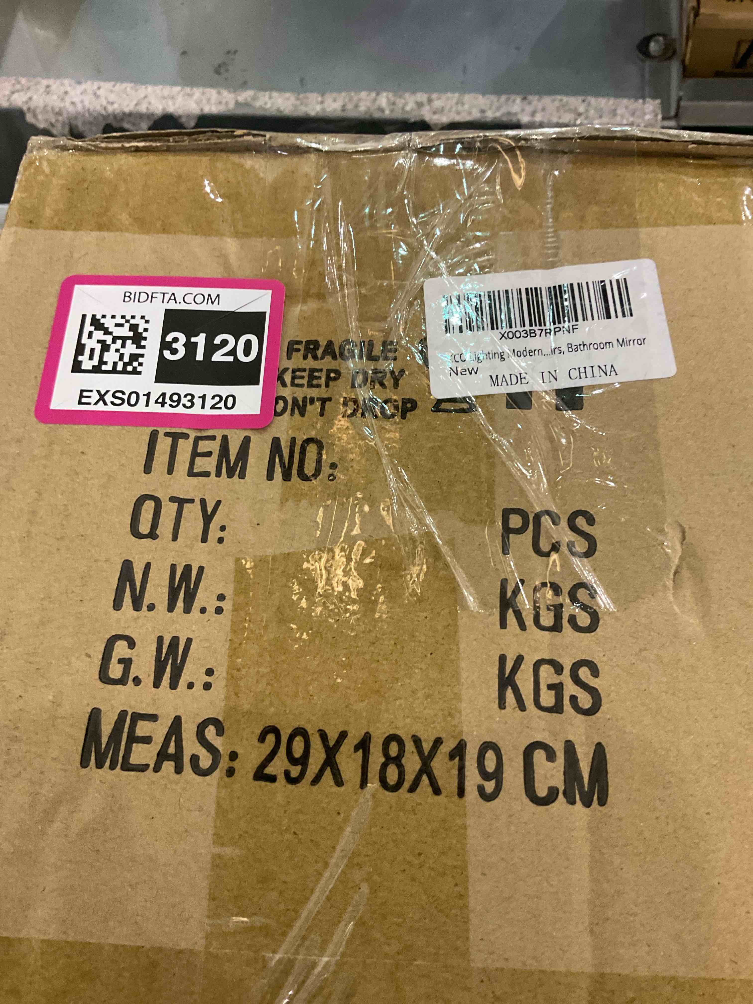 https://s3.amazonaws.com/lotting-images-prod/BargainHunt/EXS01493120_1716384481404.jpeg