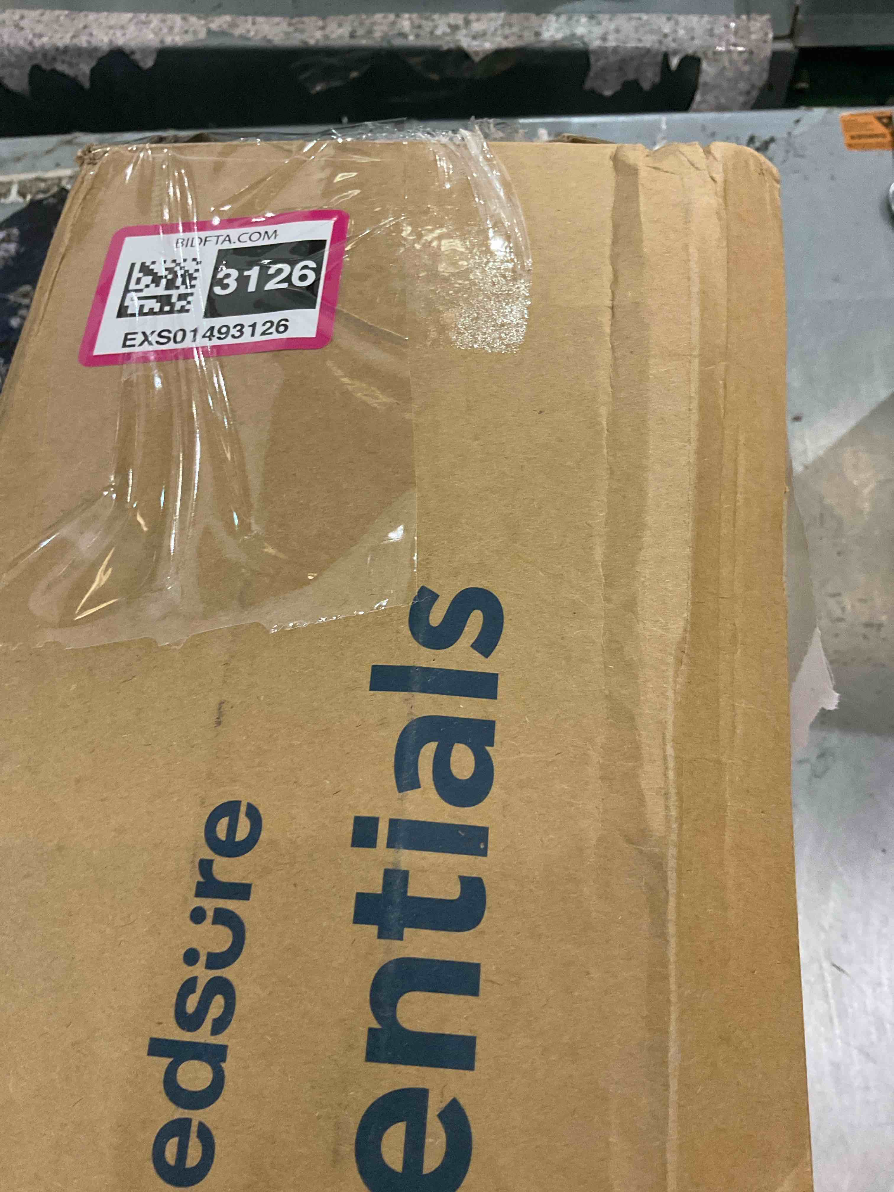 https://s3.amazonaws.com/lotting-images-prod/BargainHunt/EXS01493126_1716385135536.jpeg