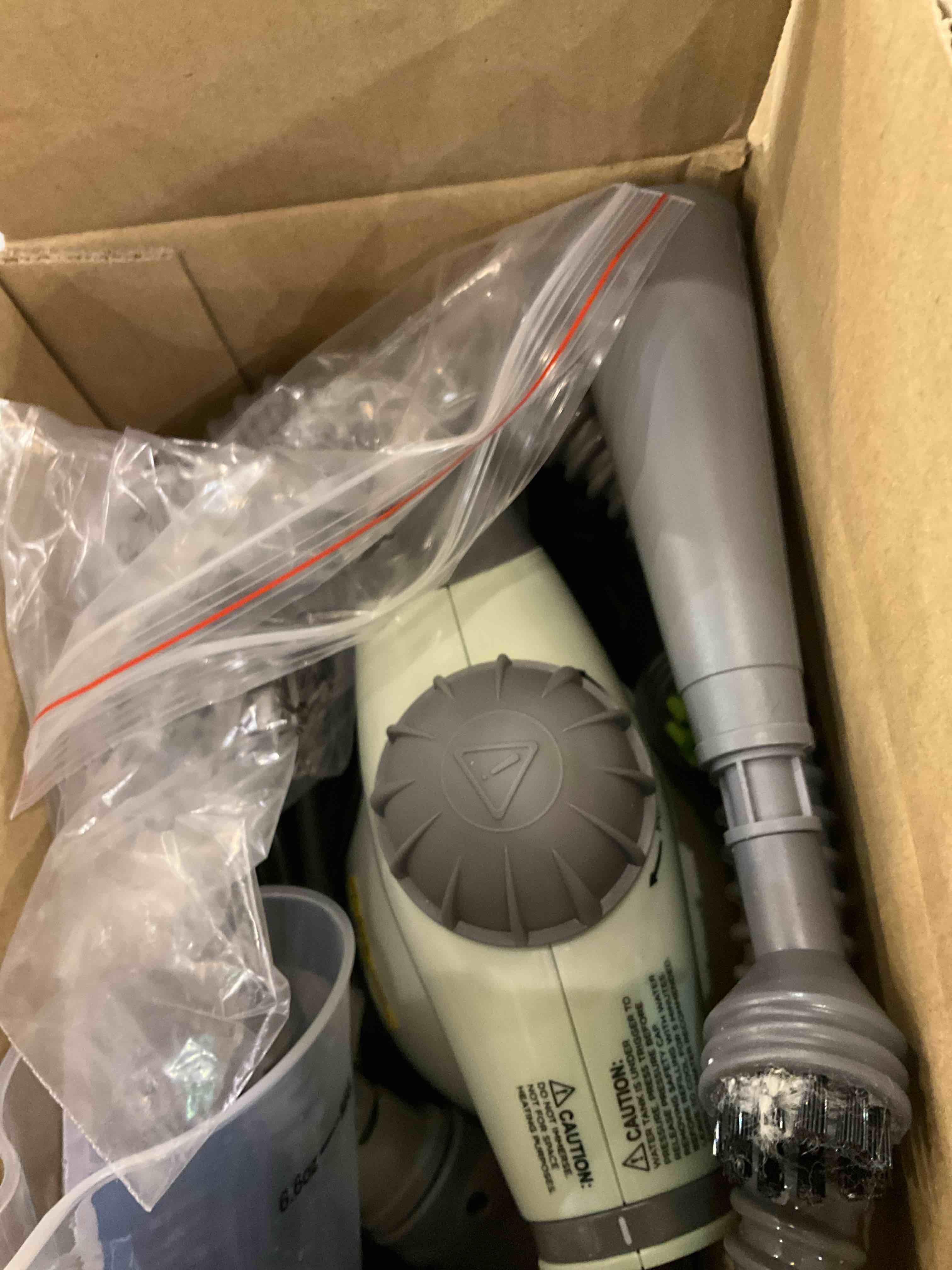 https://s3.amazonaws.com/lotting-images-prod/BargainHunt/EXS01493268_1716470908663.jpeg