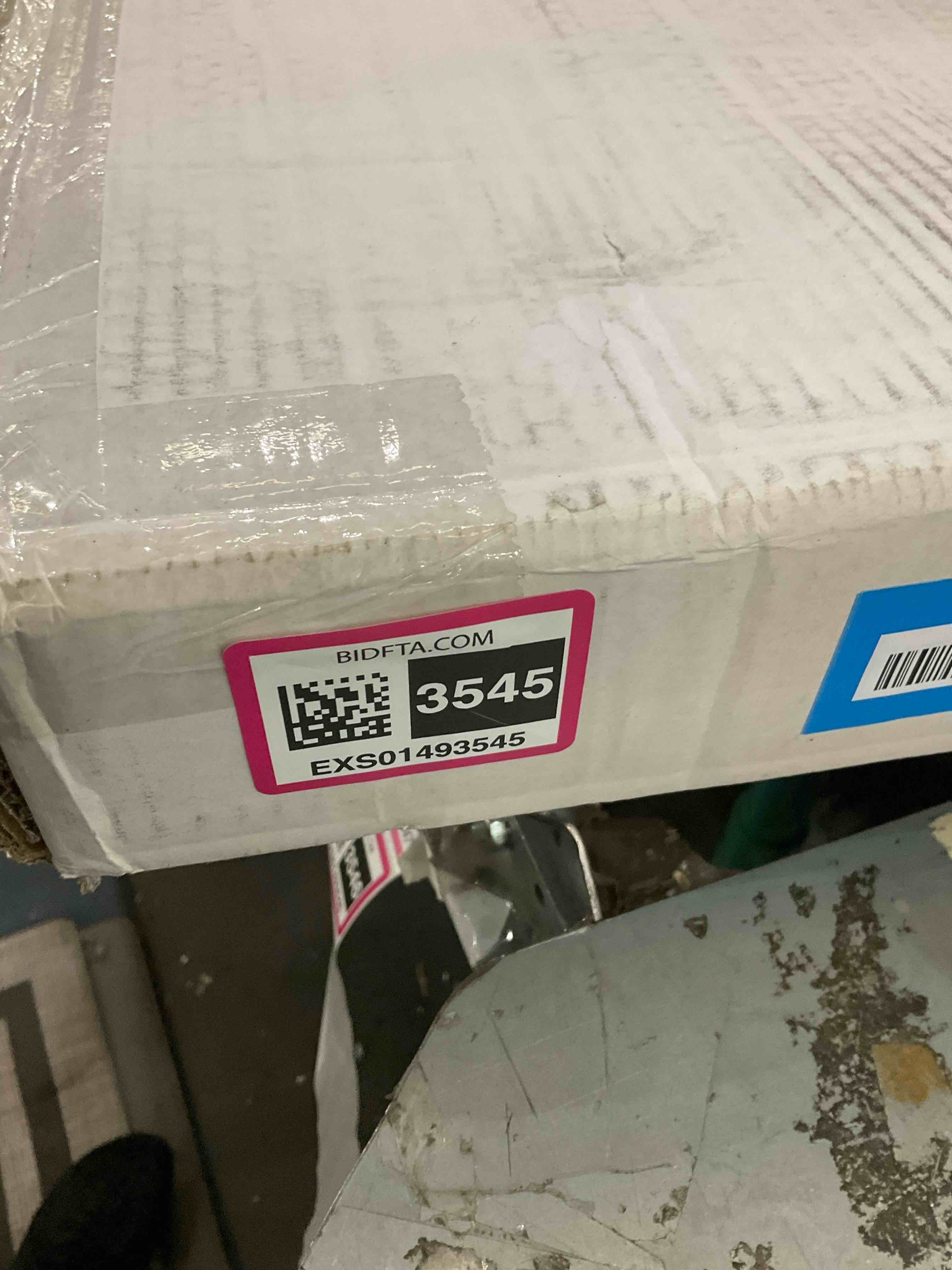 https://s3.amazonaws.com/lotting-images-prod/BargainHunt/EXS01493545_1721070007891.jpeg