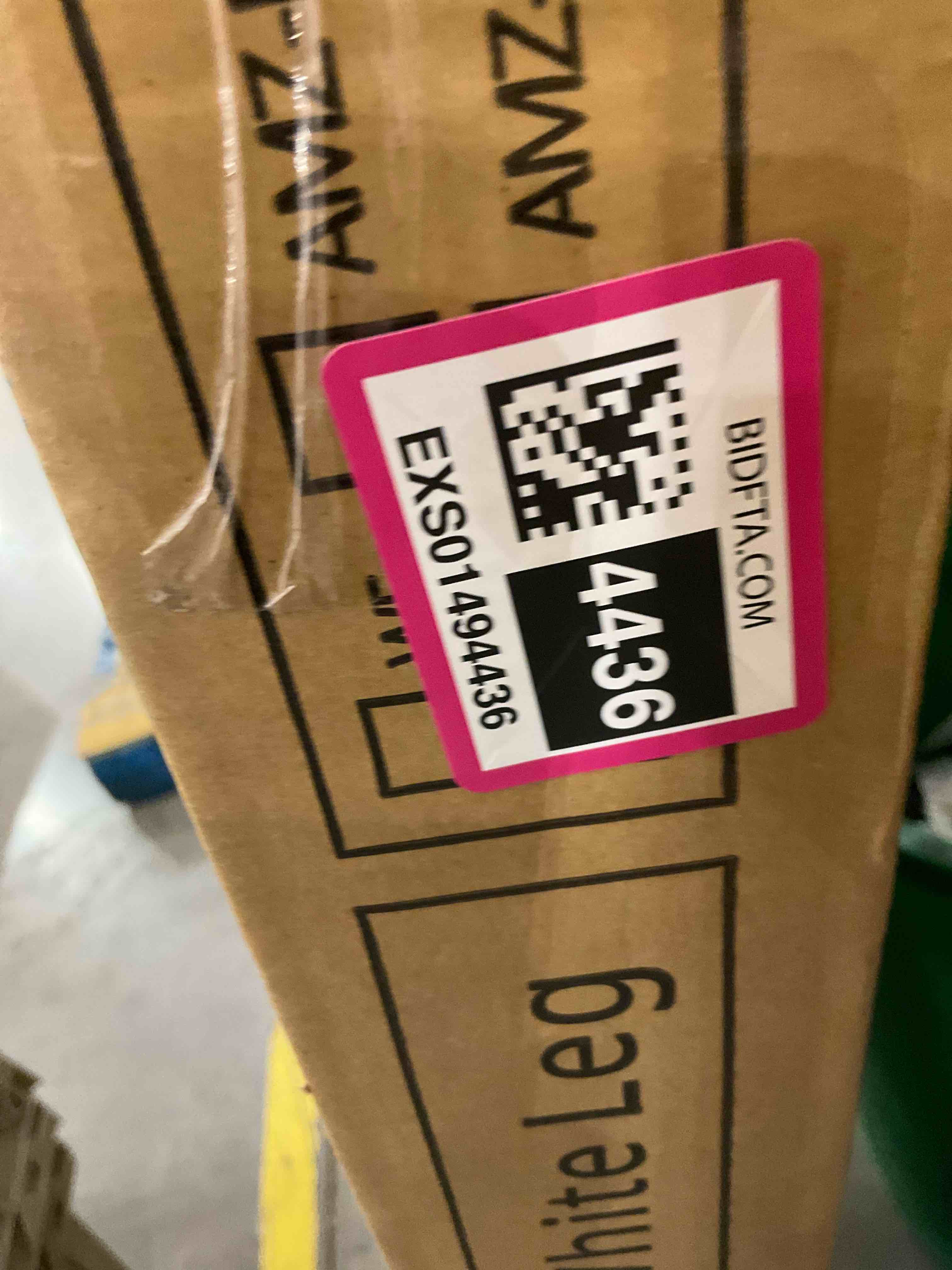 https://s3.amazonaws.com/lotting-images-prod/BargainHunt/EXS01494436_1717419066803.jpeg