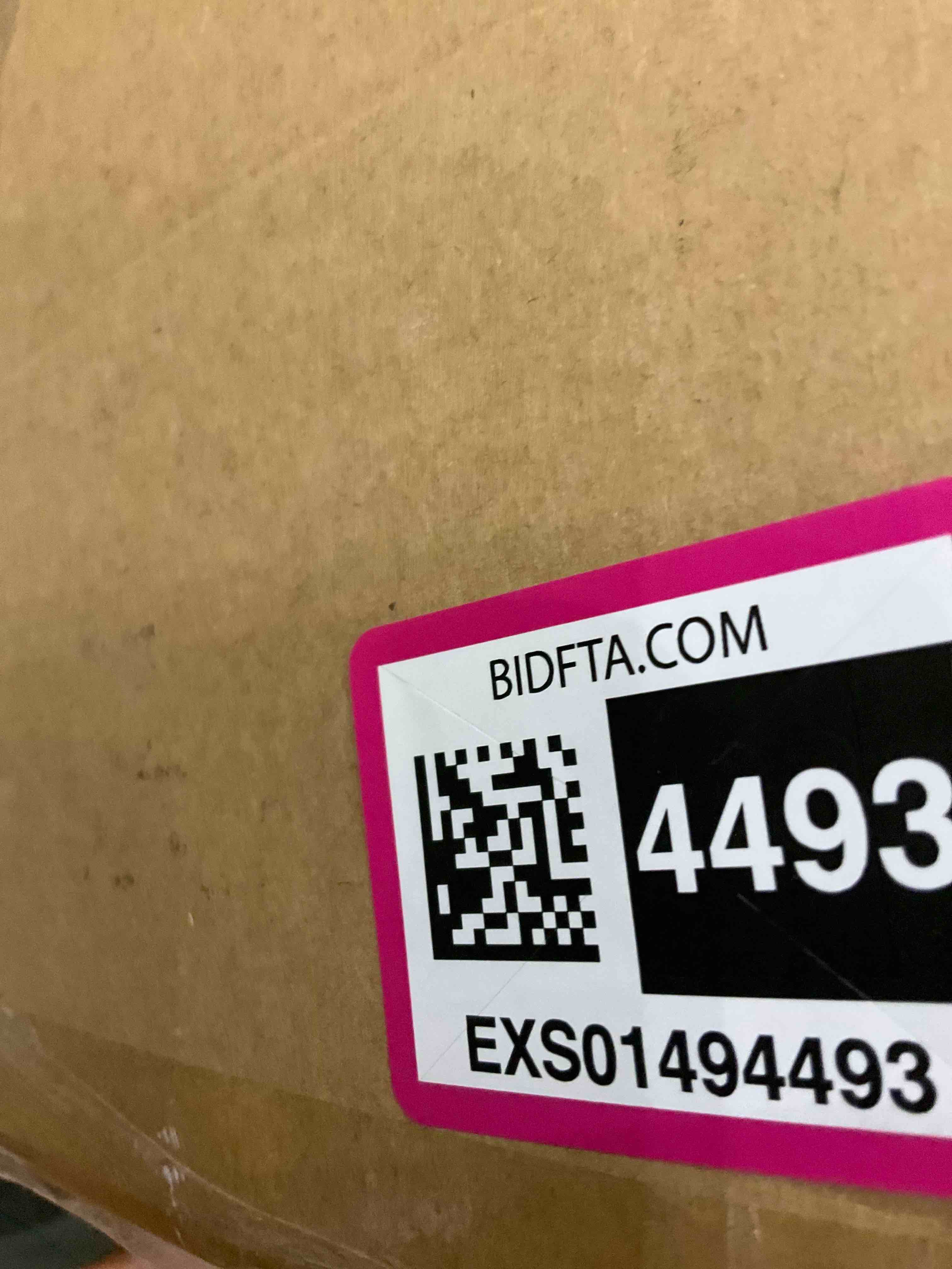 https://s3.amazonaws.com/lotting-images-prod/BargainHunt/EXS01494493_1717508010065.jpeg