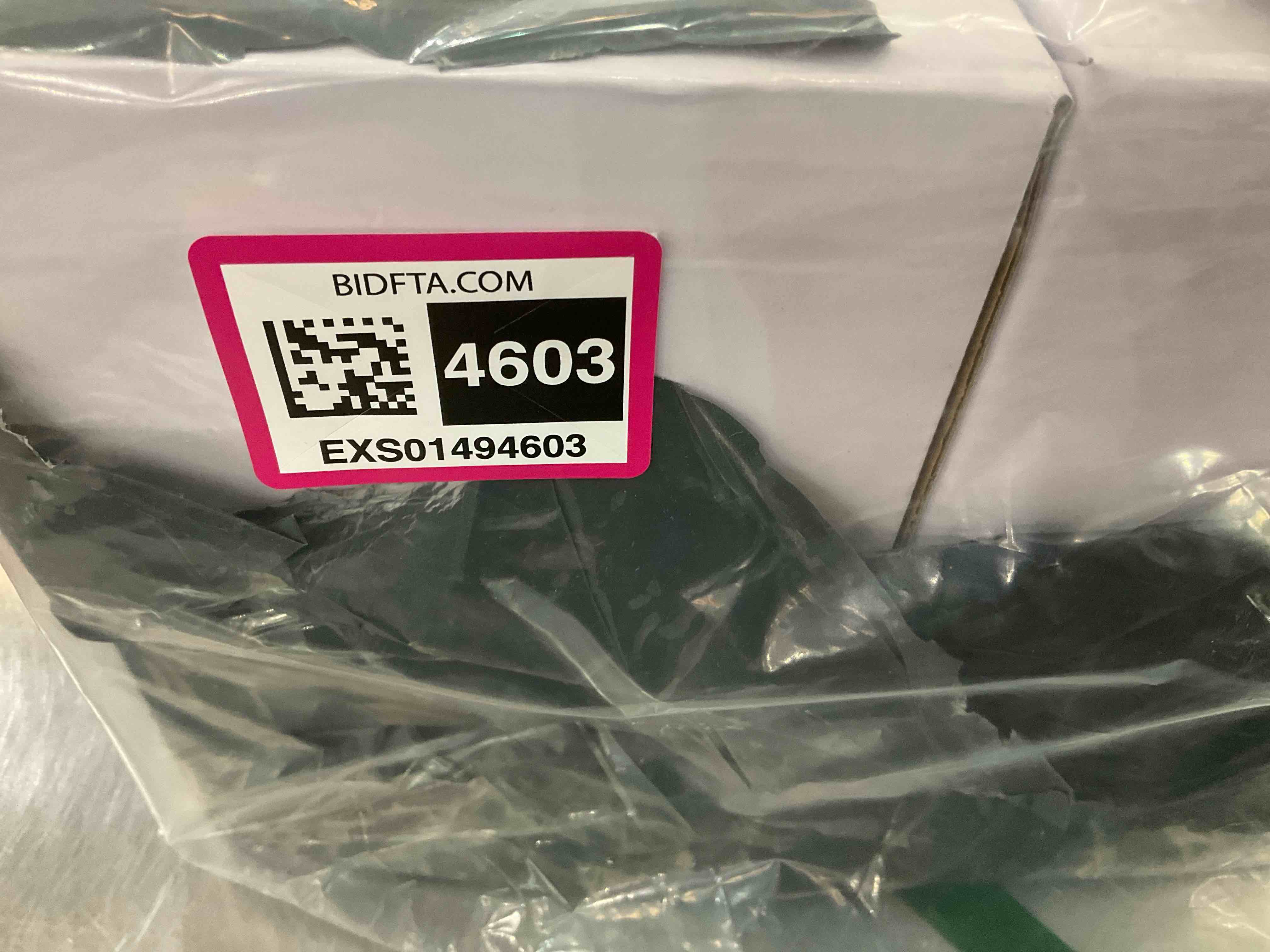 https://s3.amazonaws.com/lotting-images-prod/BargainHunt/EXS01494603_1717177089607.jpeg