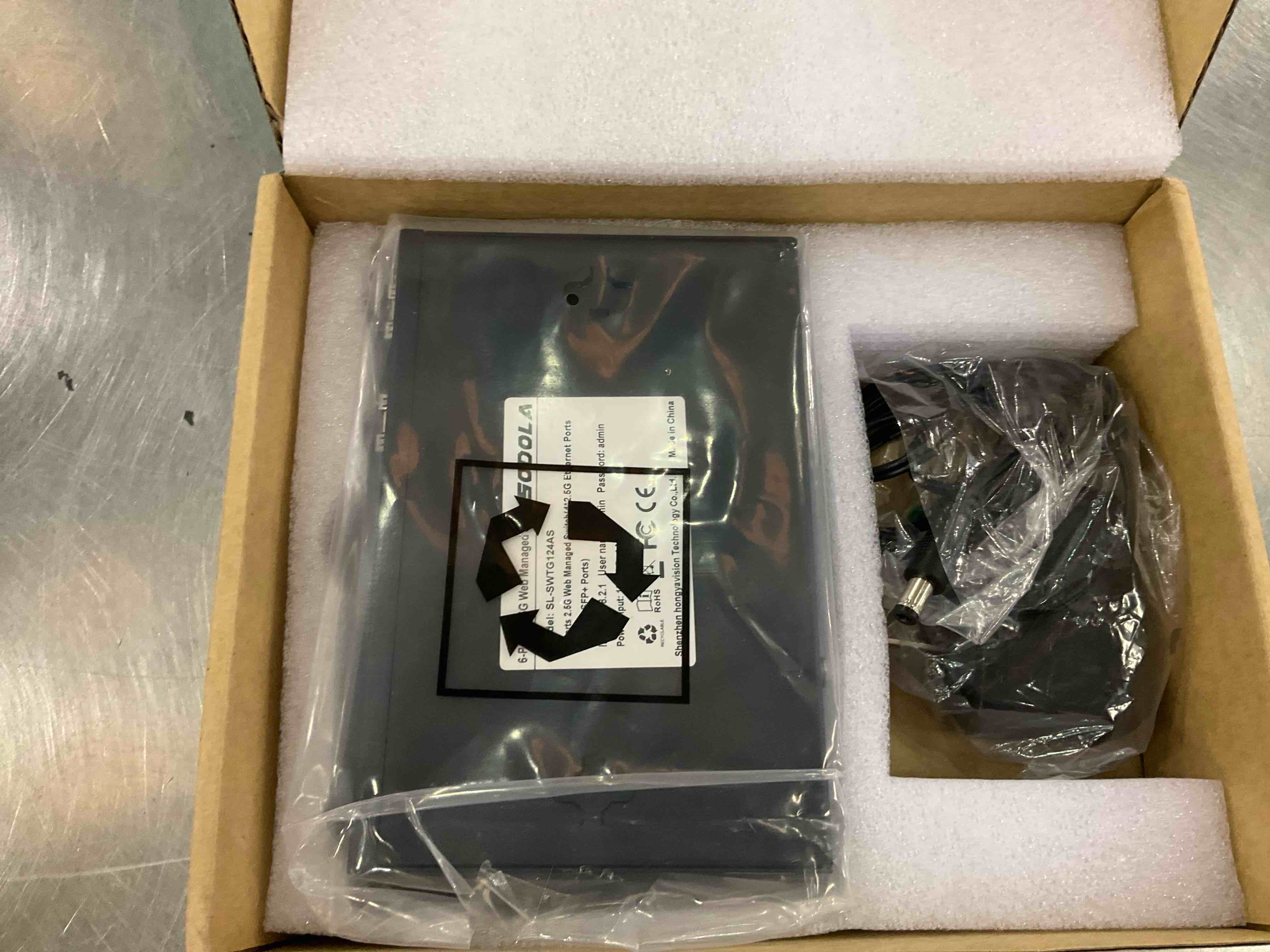 https://s3.amazonaws.com/lotting-images-prod/BargainHunt/EXS01494692_1717422416186.jpeg