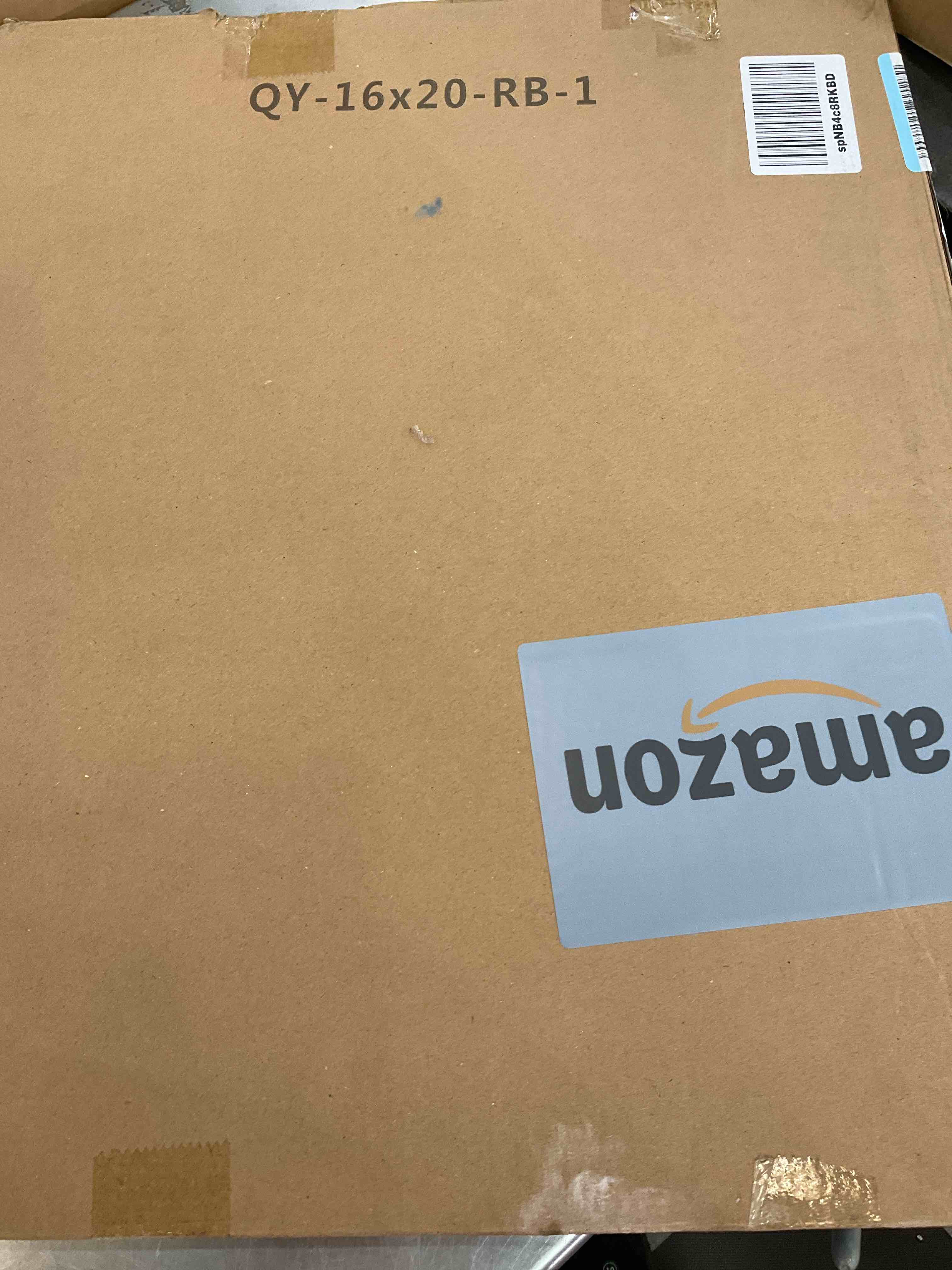 https://s3.amazonaws.com/lotting-images-prod/BargainHunt/EXS01494781_1717436830460.jpeg