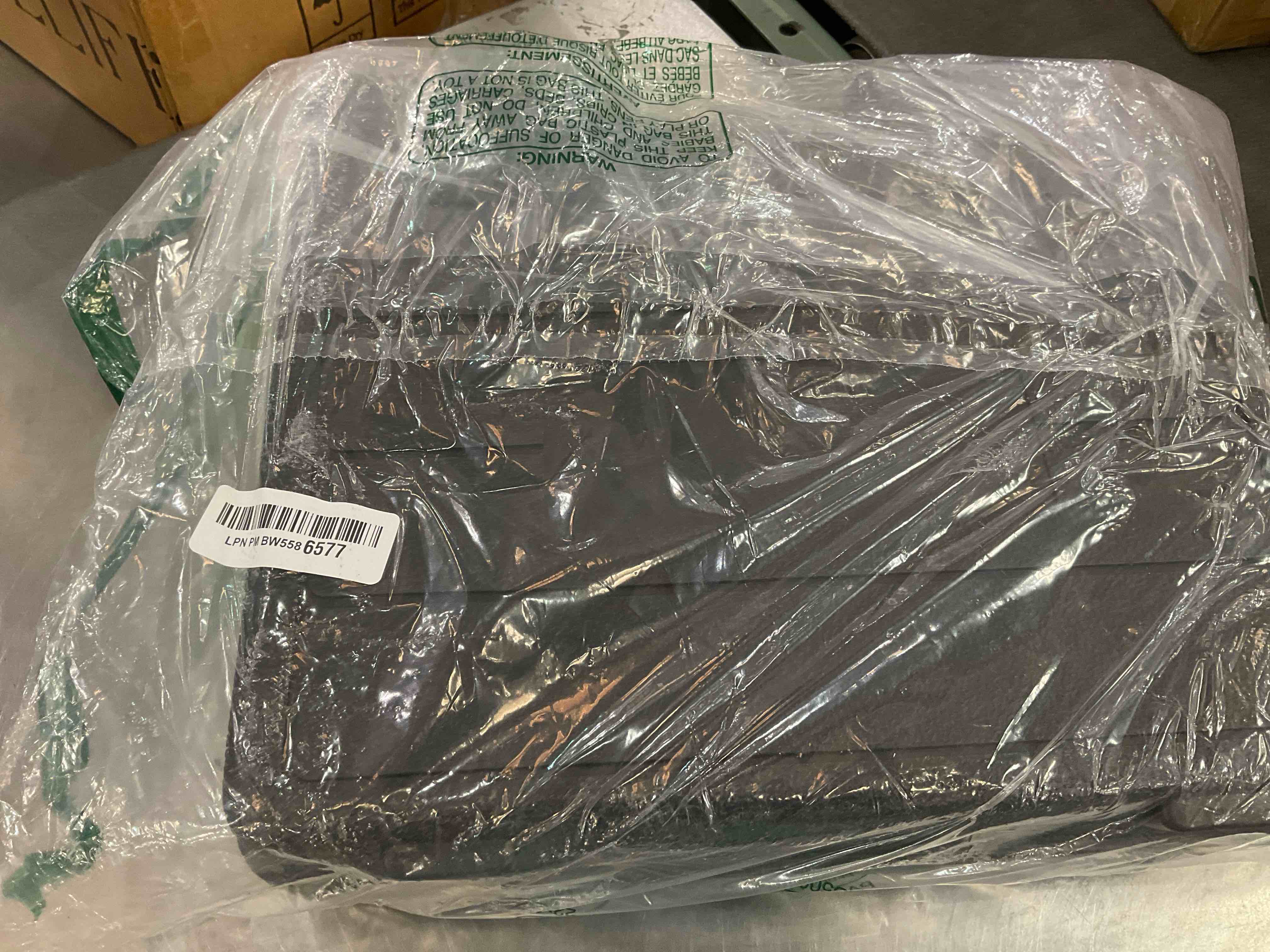 https://s3.amazonaws.com/lotting-images-prod/BargainHunt/EXS01495186_1716311476227.jpeg