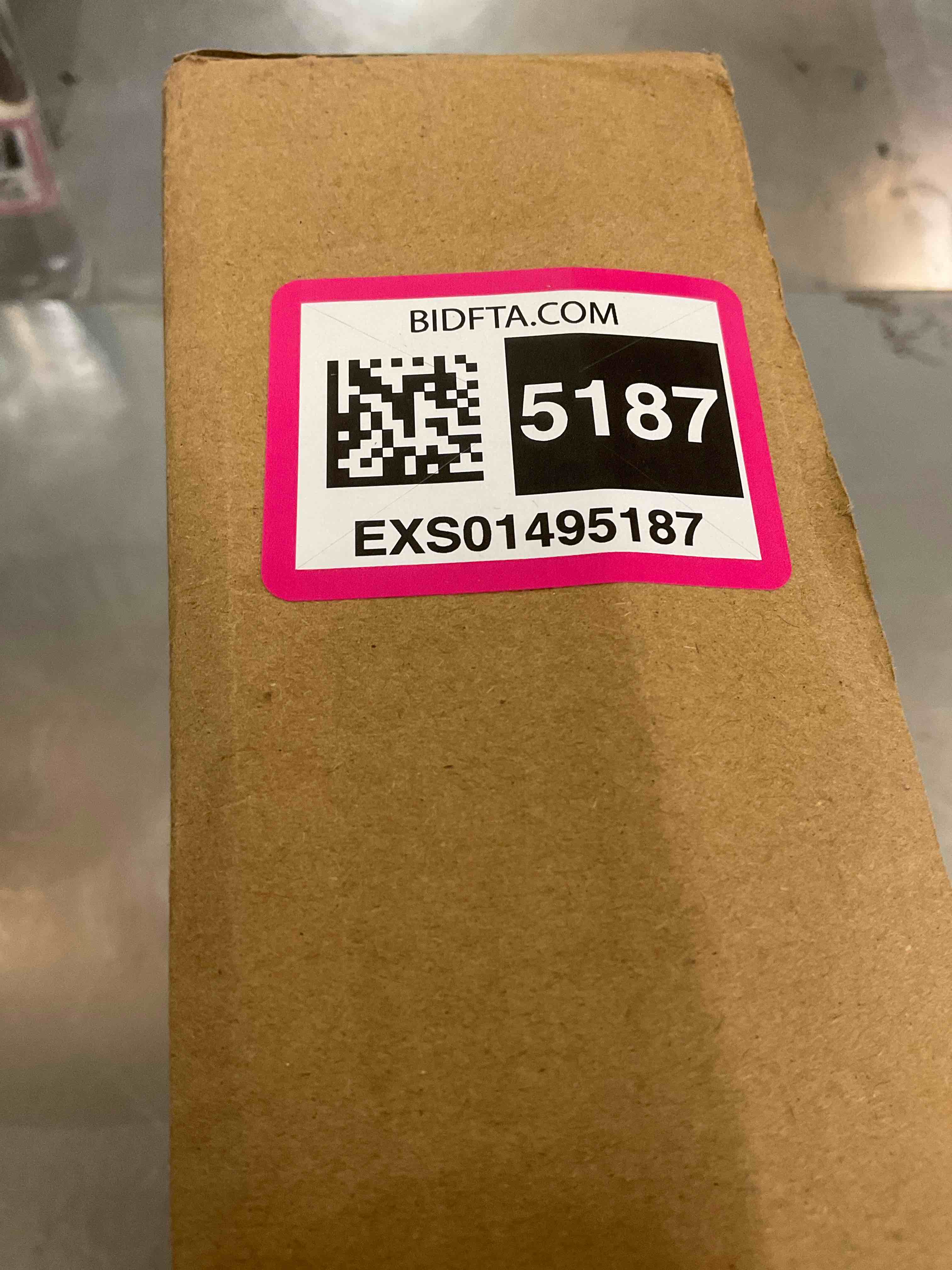 https://s3.amazonaws.com/lotting-images-prod/BargainHunt/EXS01495187_1716311686427.jpeg