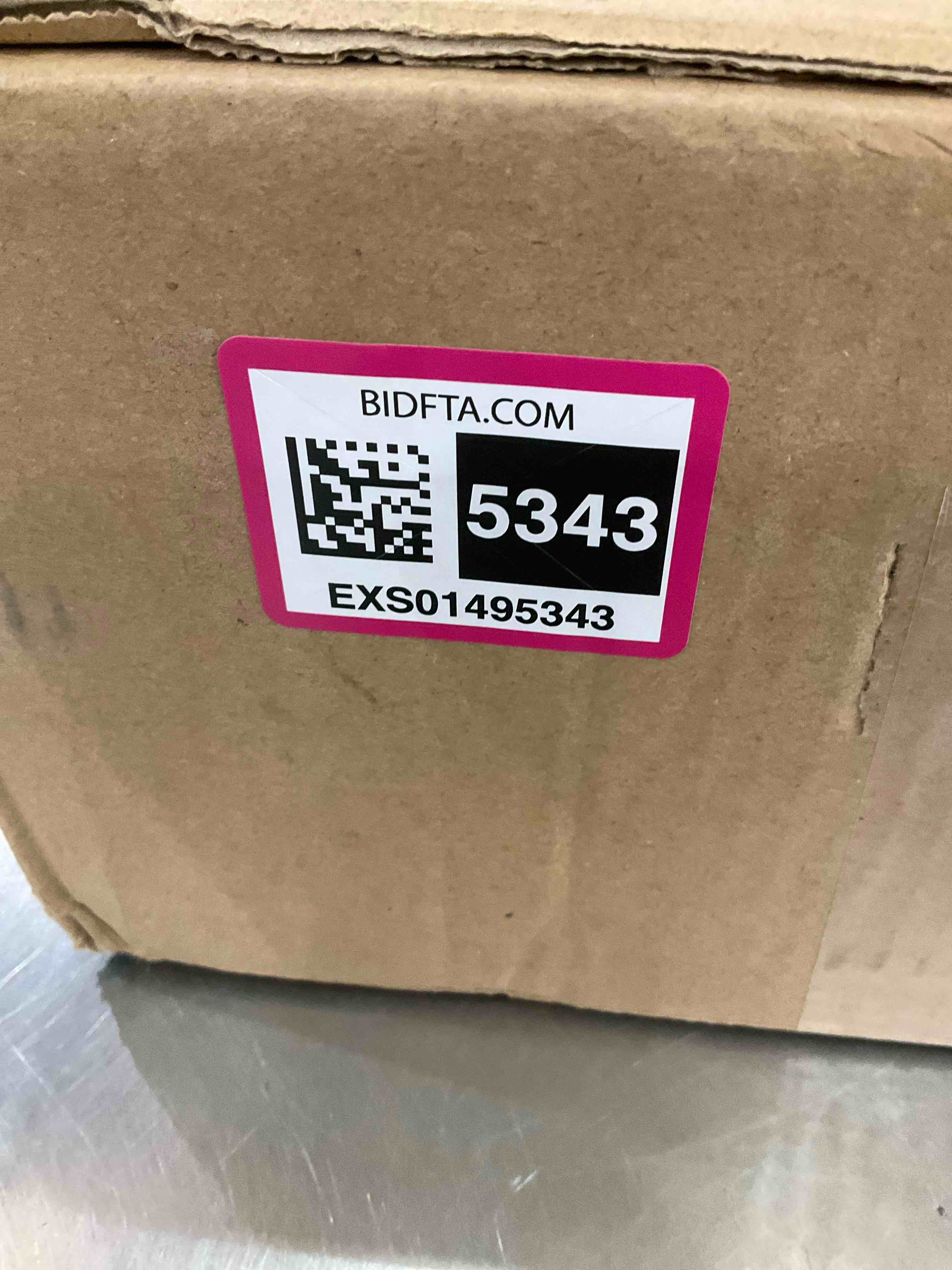 https://s3.amazonaws.com/lotting-images-prod/BargainHunt/EXS01495343_1716400002538.jpeg